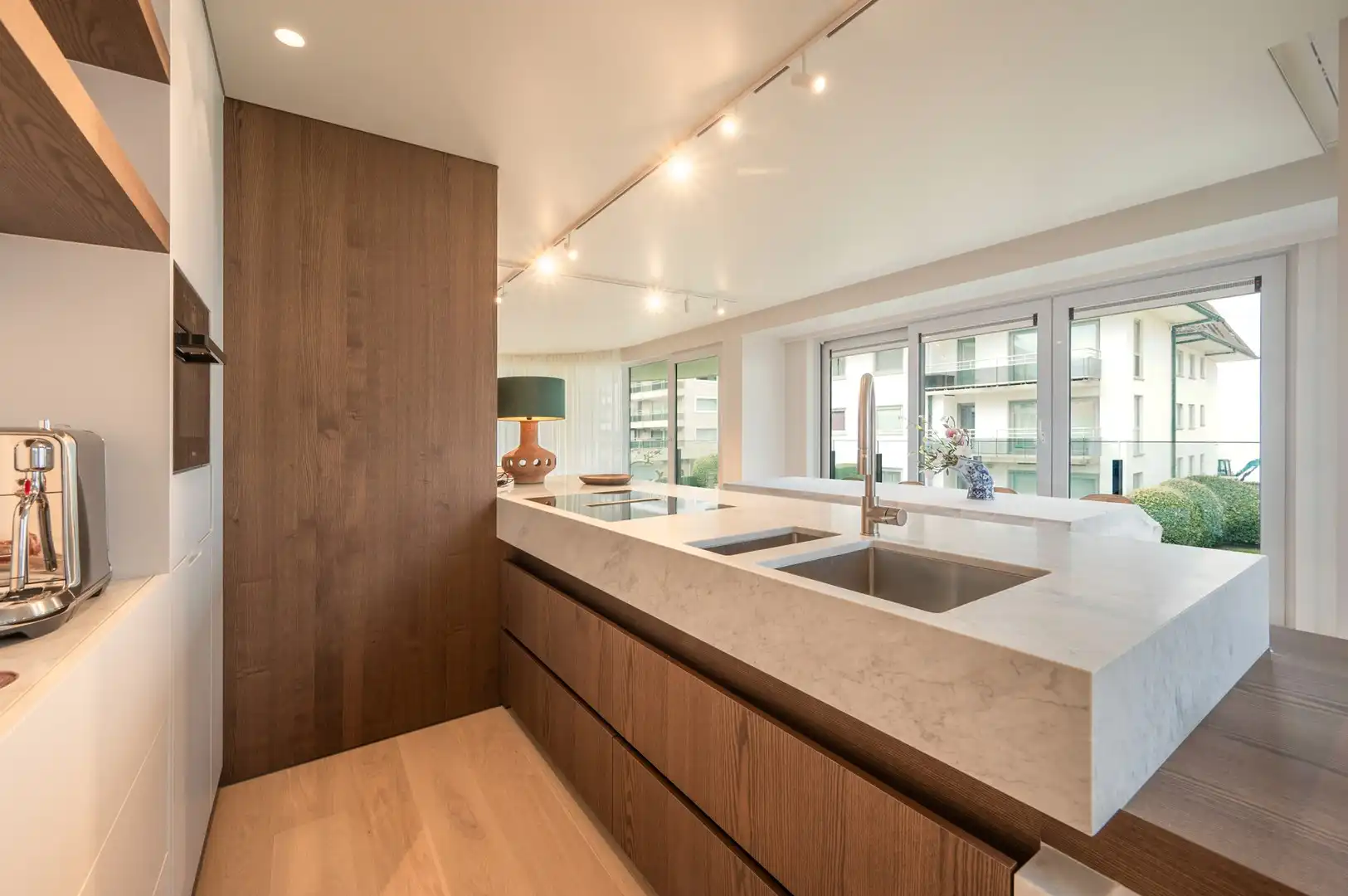 Appartement met zeezicht, gelegen in een villaresidentie in hartje Zoute. foto 10