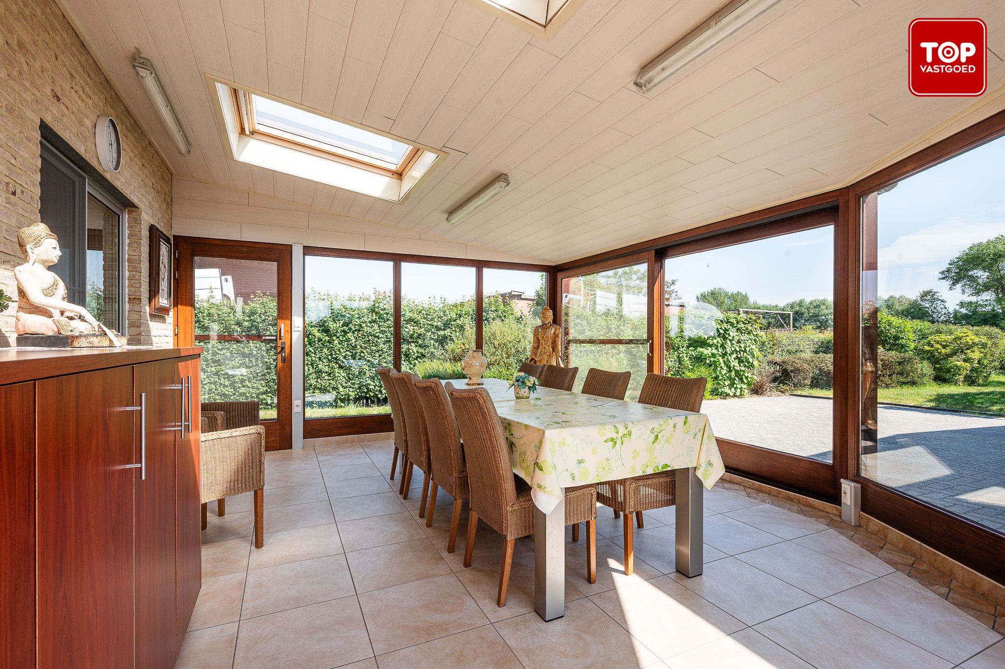 Energiezuinige instapklare woning met 5 slaapkamers en prachtige tuin foto 29