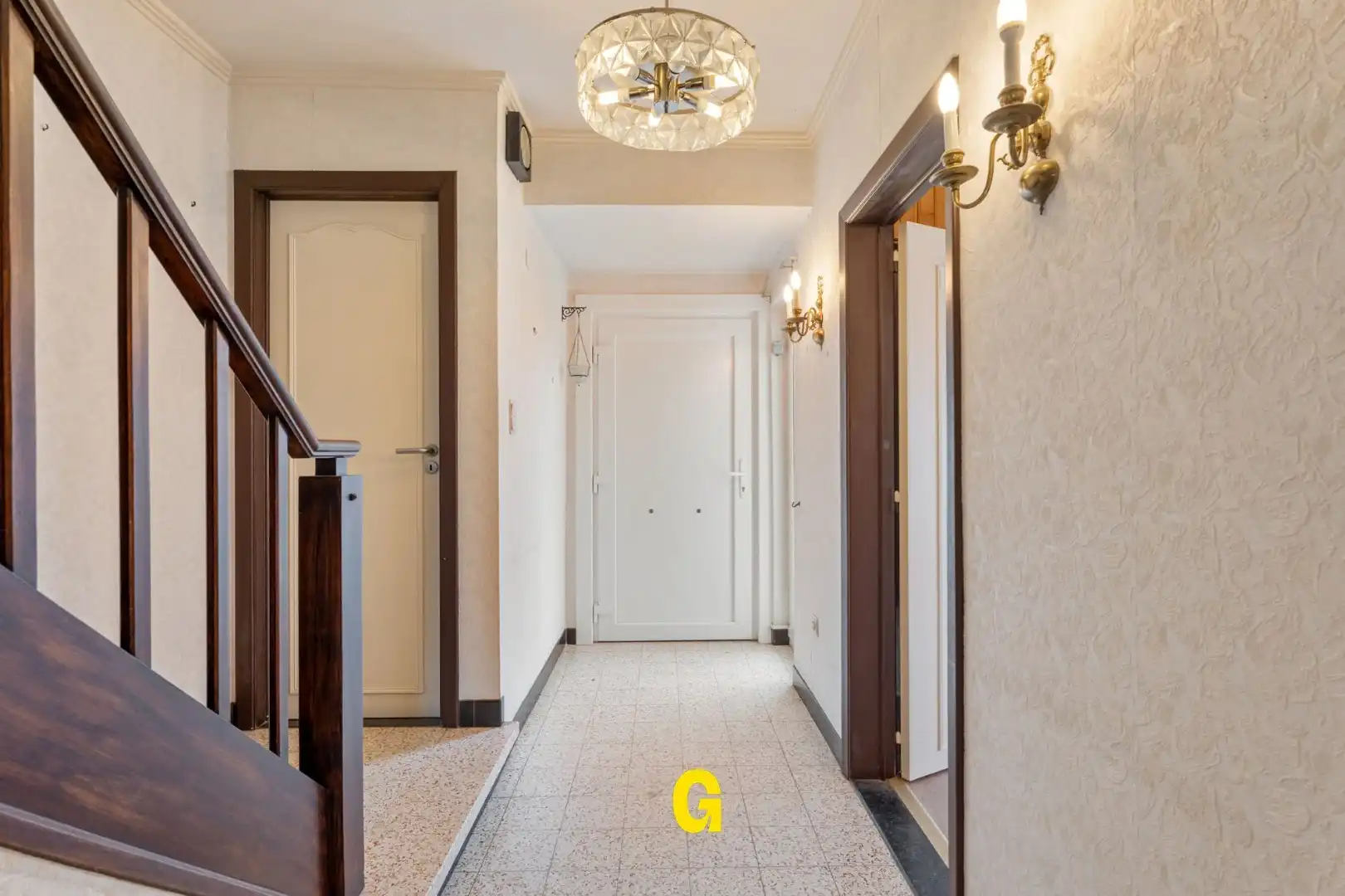 Te renoveren halfopen woning op 8a 85ca, in een rustige, gunstig gelegen woonwijk te Diepenbeek foto 4