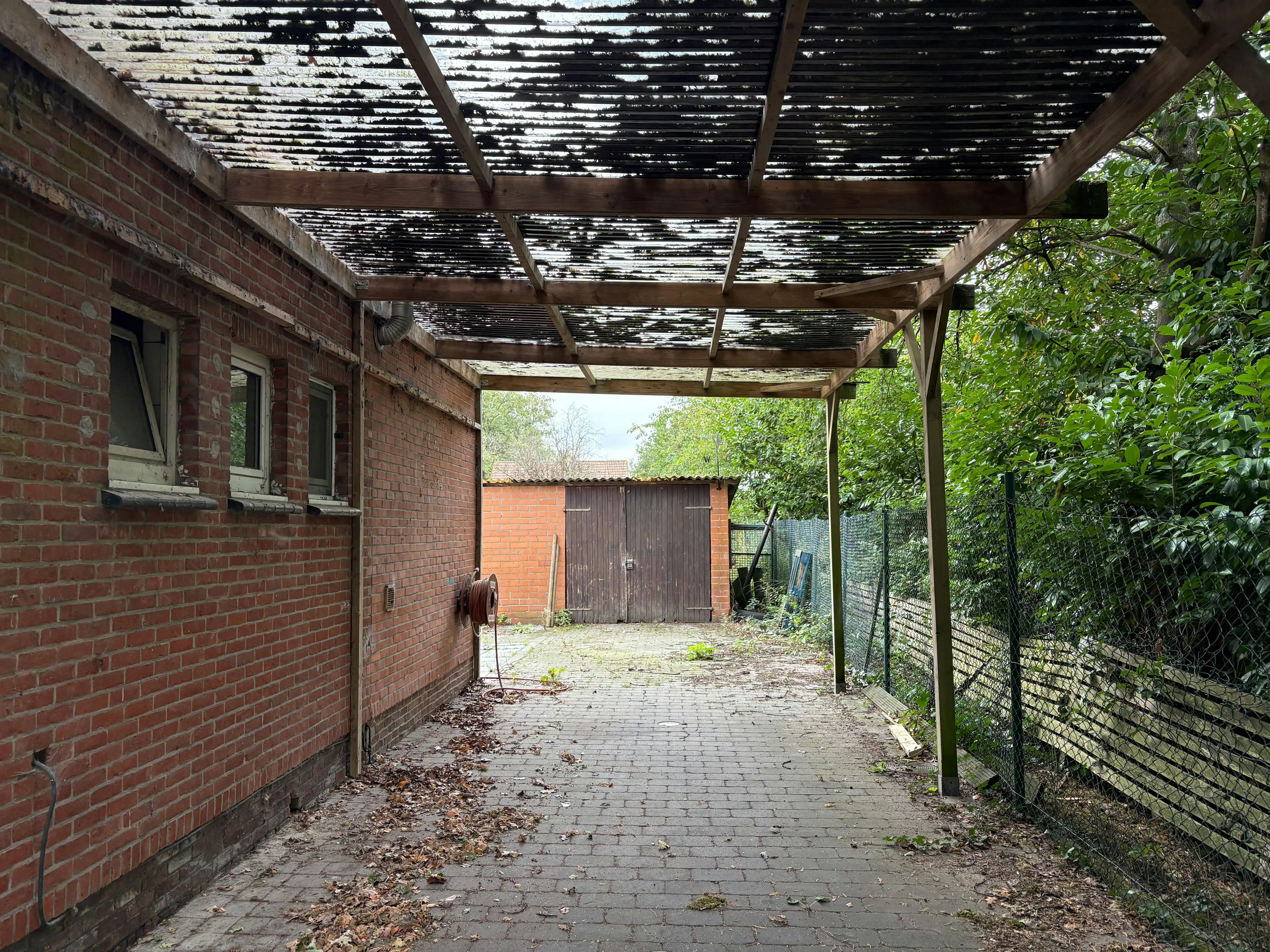 Te renoveren te koop met 4 à 5 slaapkamers te Essen-Wildert! foto 5