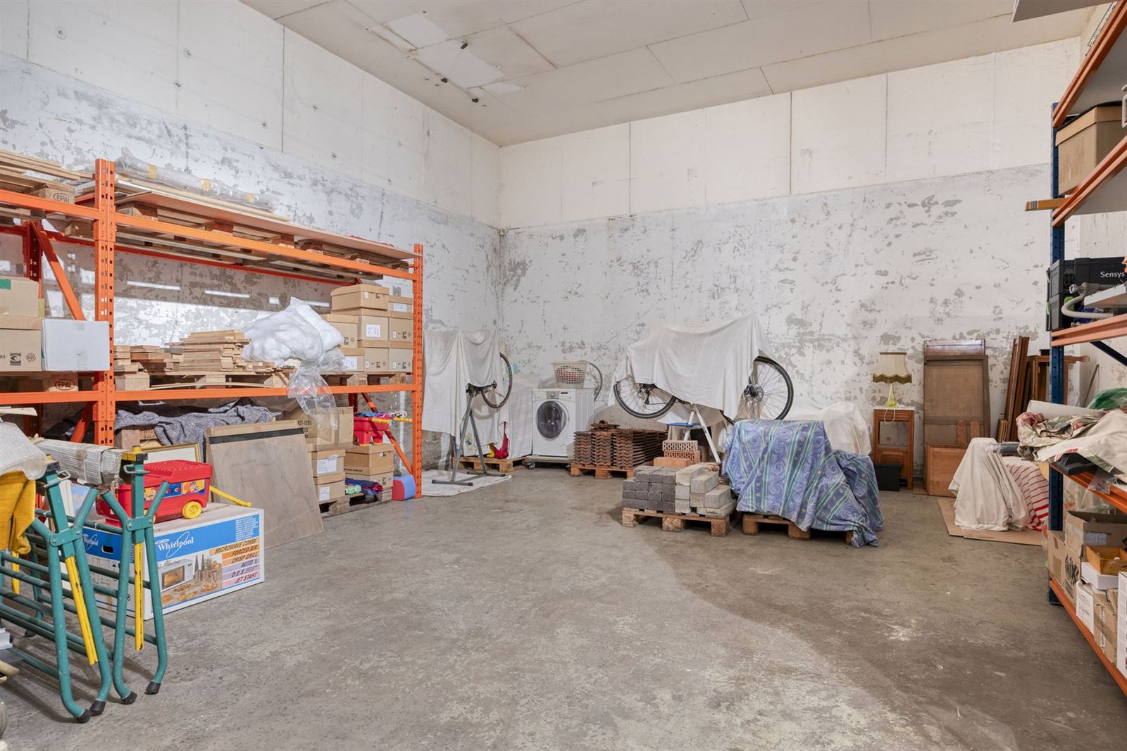 Woning met ruime loods te koop foto 35