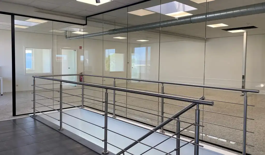 Ingedeeld kantoorverdiep te huur nabij N47 in Lokeren foto 13