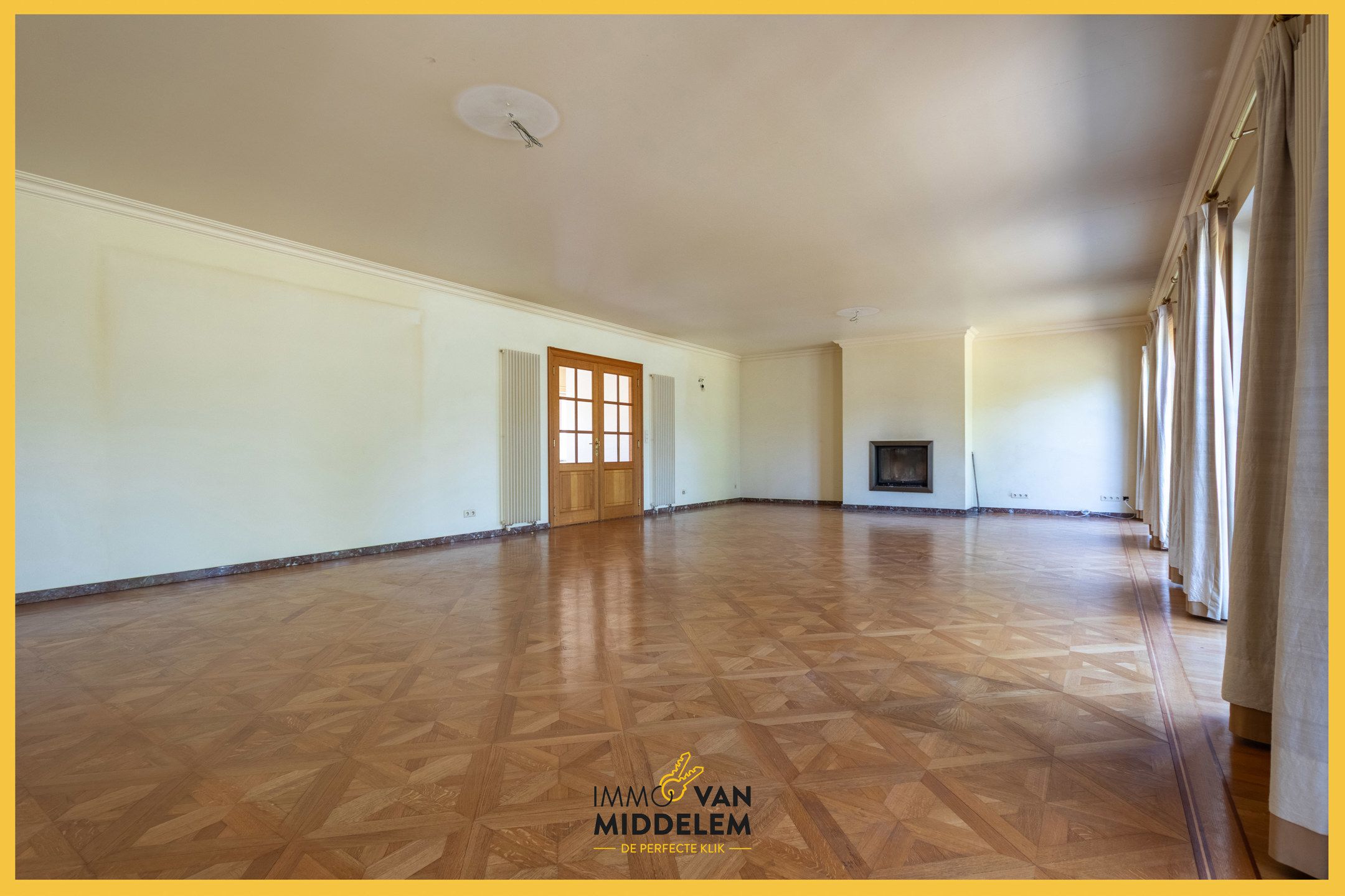 ZEER RUIME (523 m²!) WONING, 5 KAMERS, BUREAU OP +/- 17a36ca foto 5