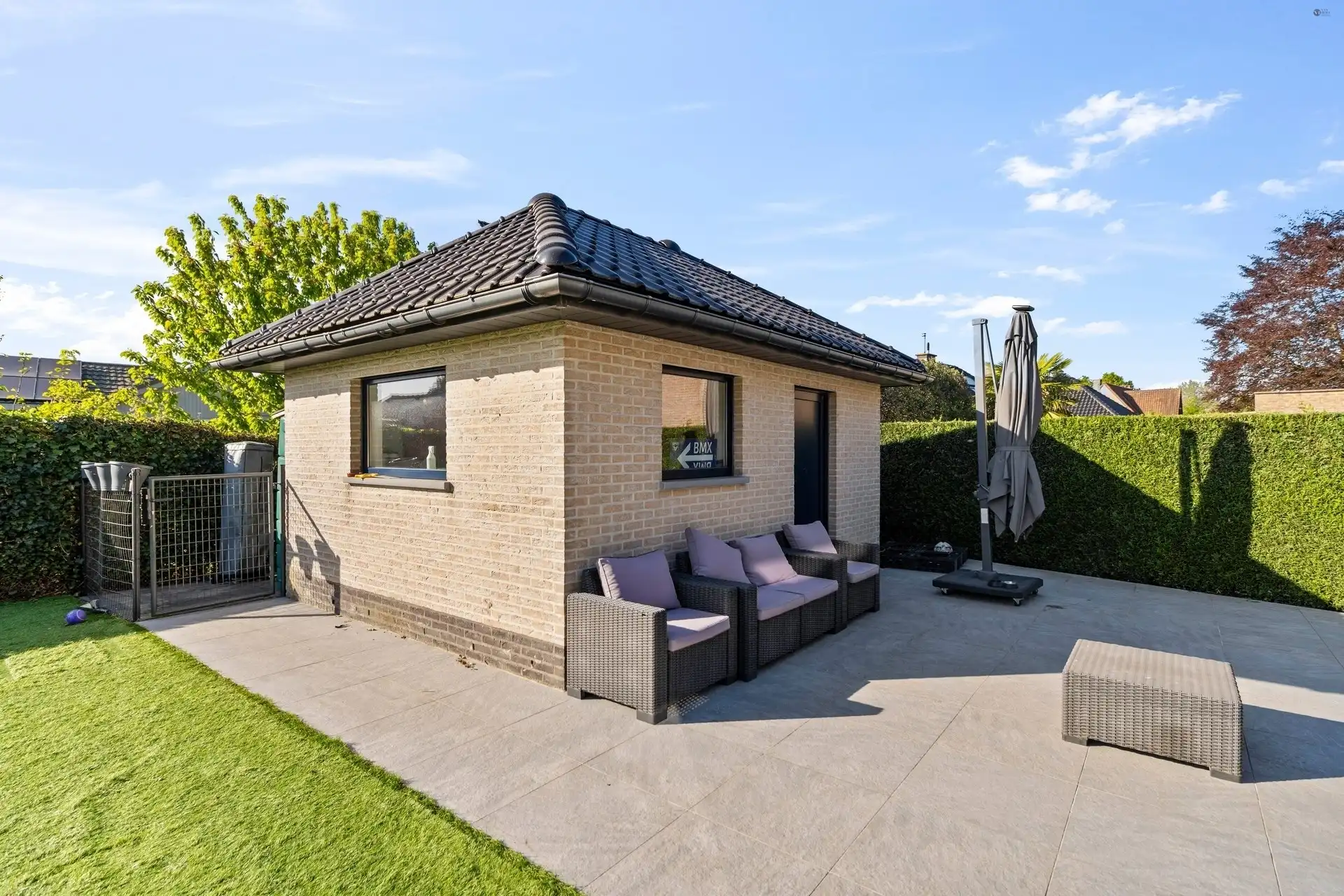 open bebouwing met onderhoudsvriendelijke tuin foto 21