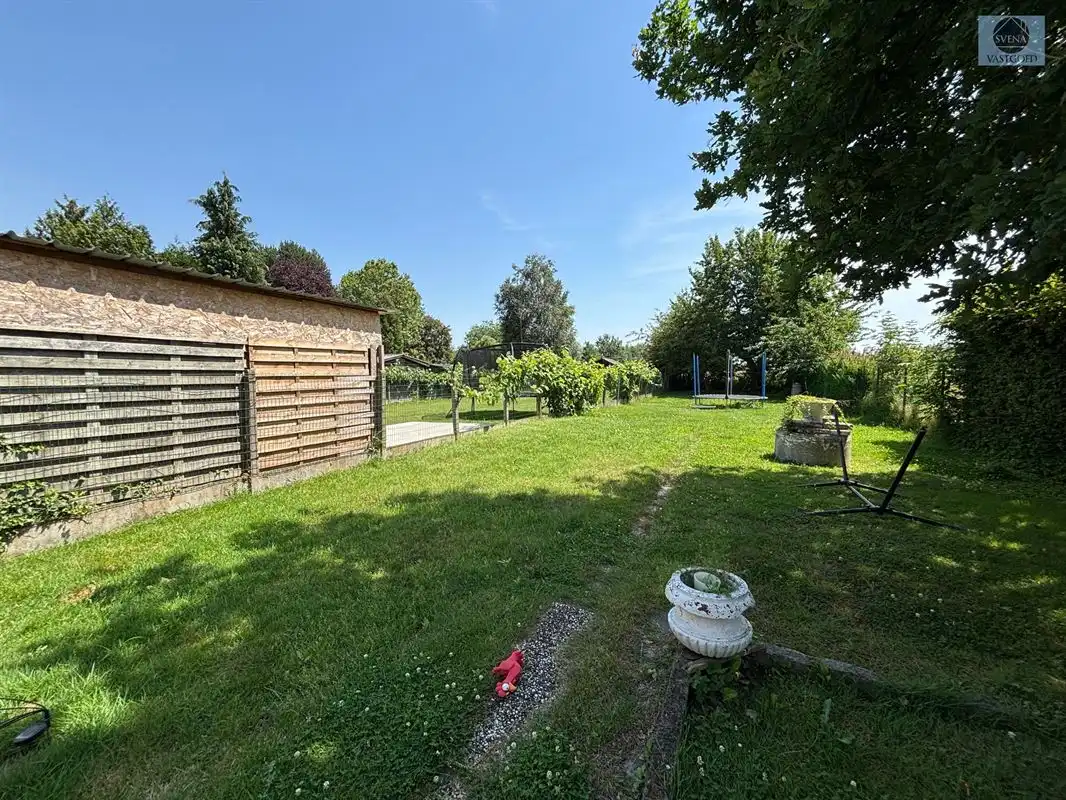 GERENOVEERDE WONING MET 3 SLAAPKAMERS foto 13