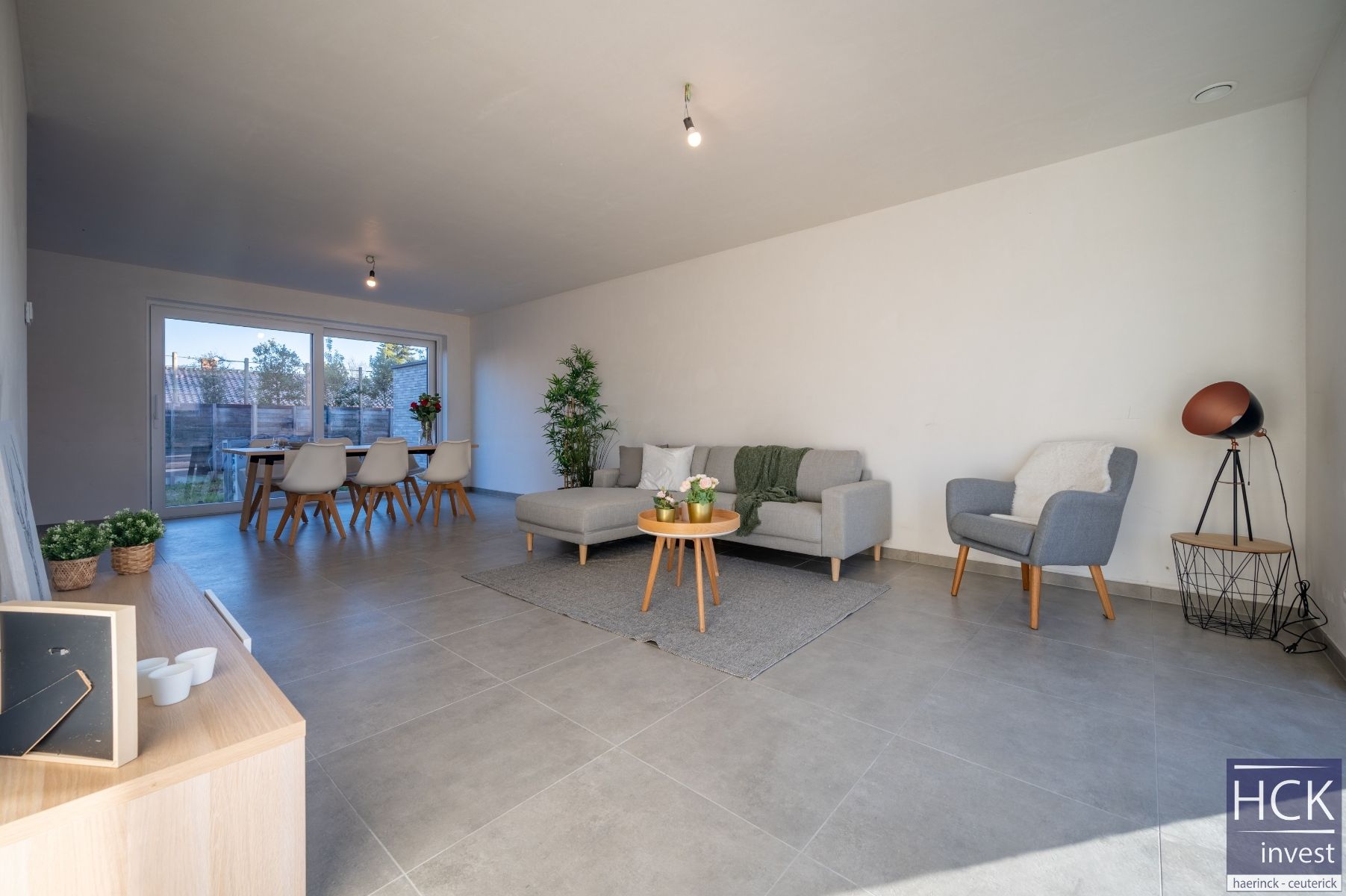 OUWEGEM - Moderne nieuwbouwwoning op centrale doch rustige ligging! foto 4