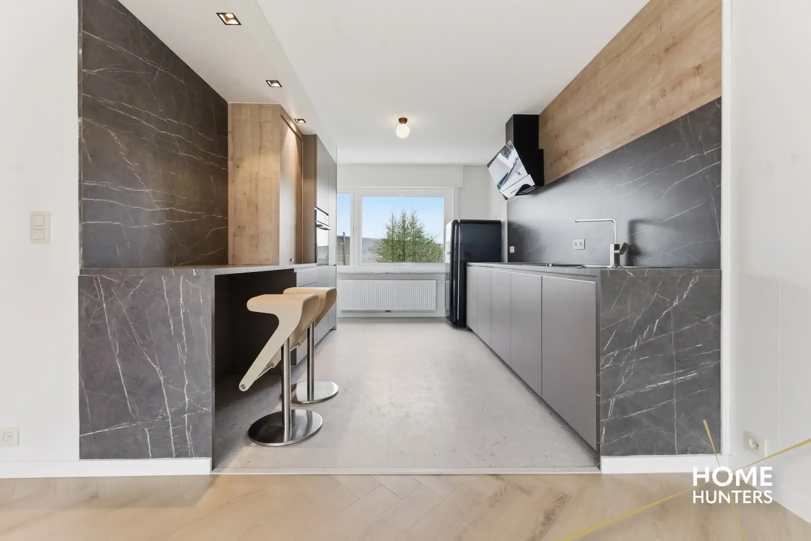 Prachtig gerenoveerde woning te Brielen met 2 slaapkamers, 2 badkamers en een garage foto 20