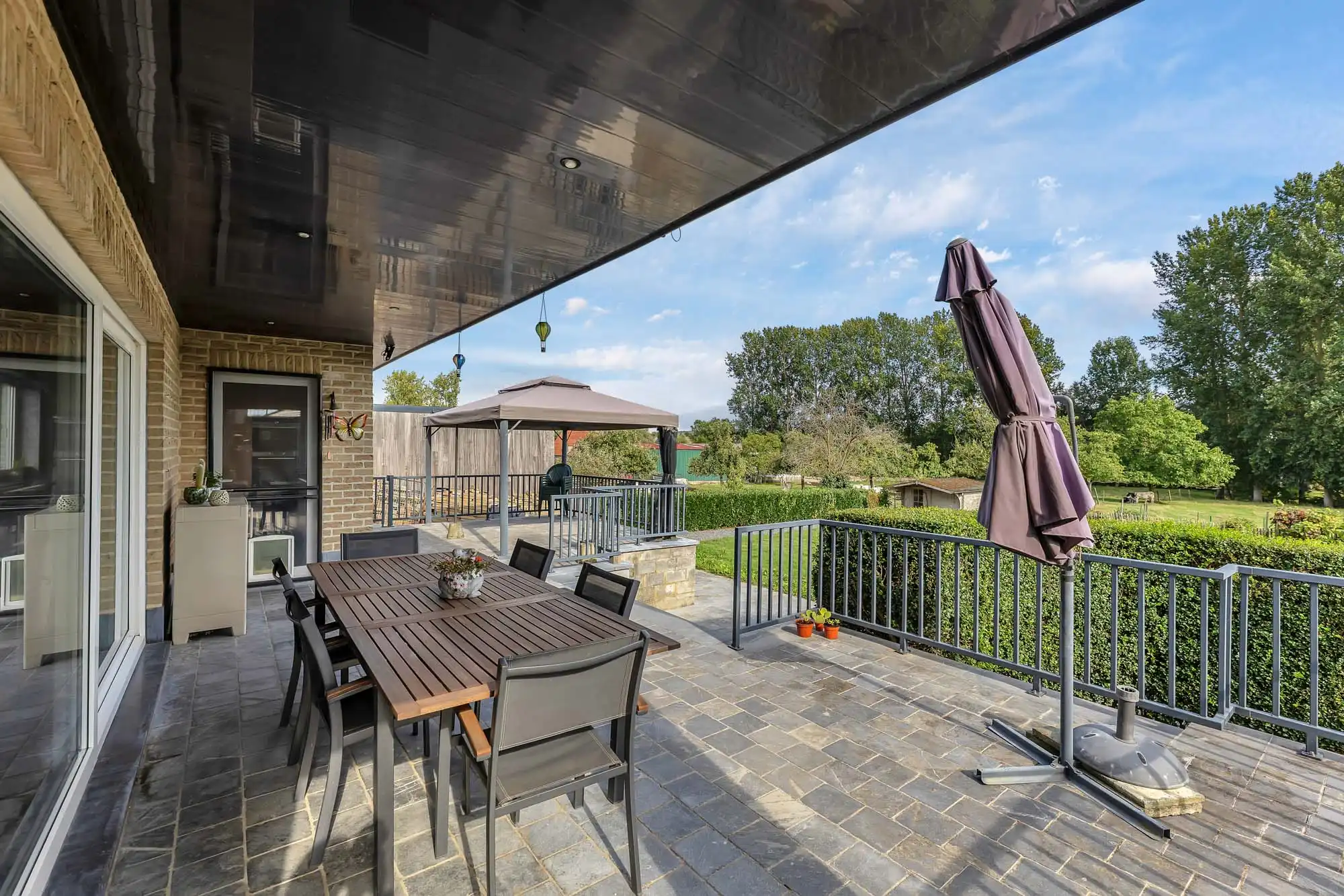 Goed onderhouden villa op groot perceel met 4 slaapkamers foto 14
