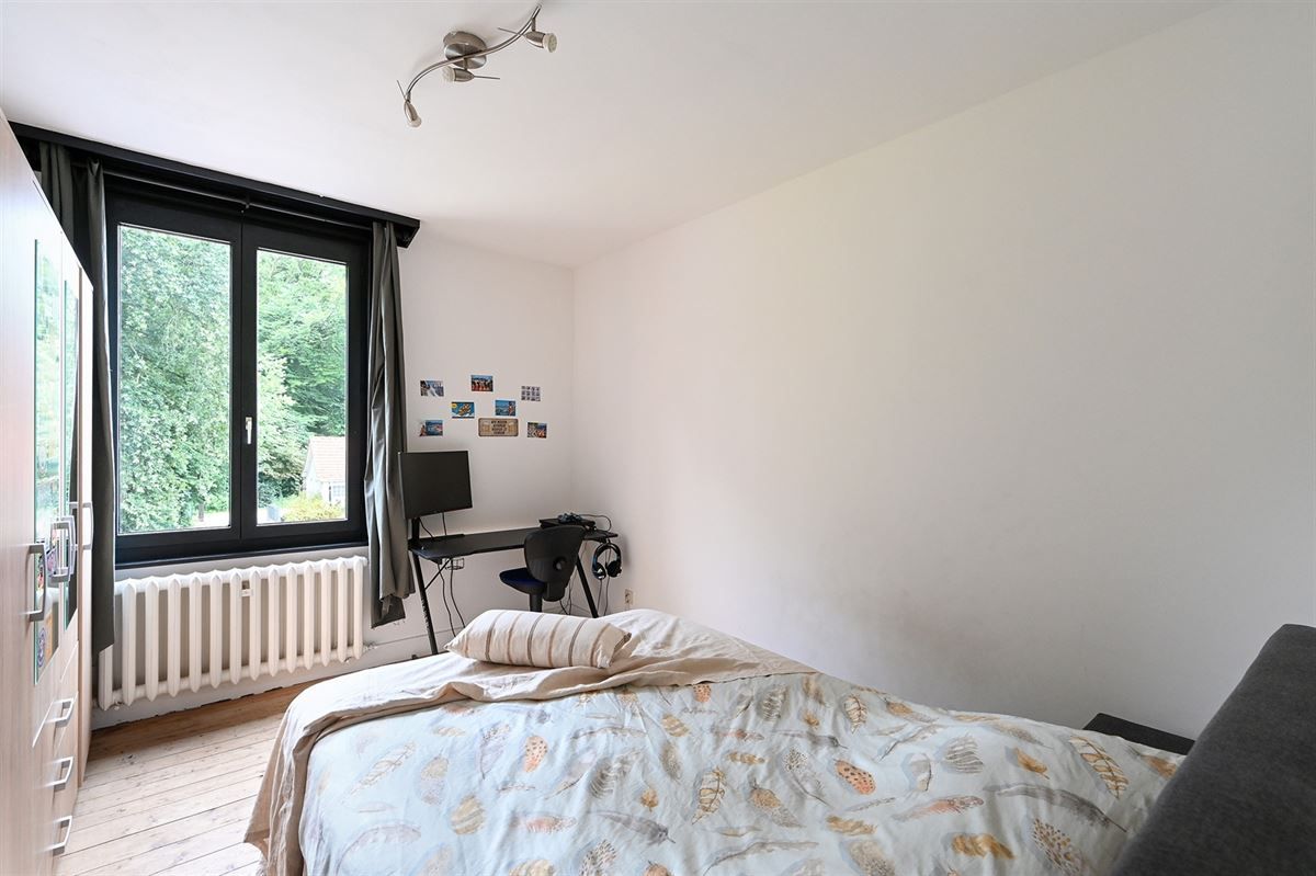 Gerenoveerde woning met leuke authentieke elementen foto 16