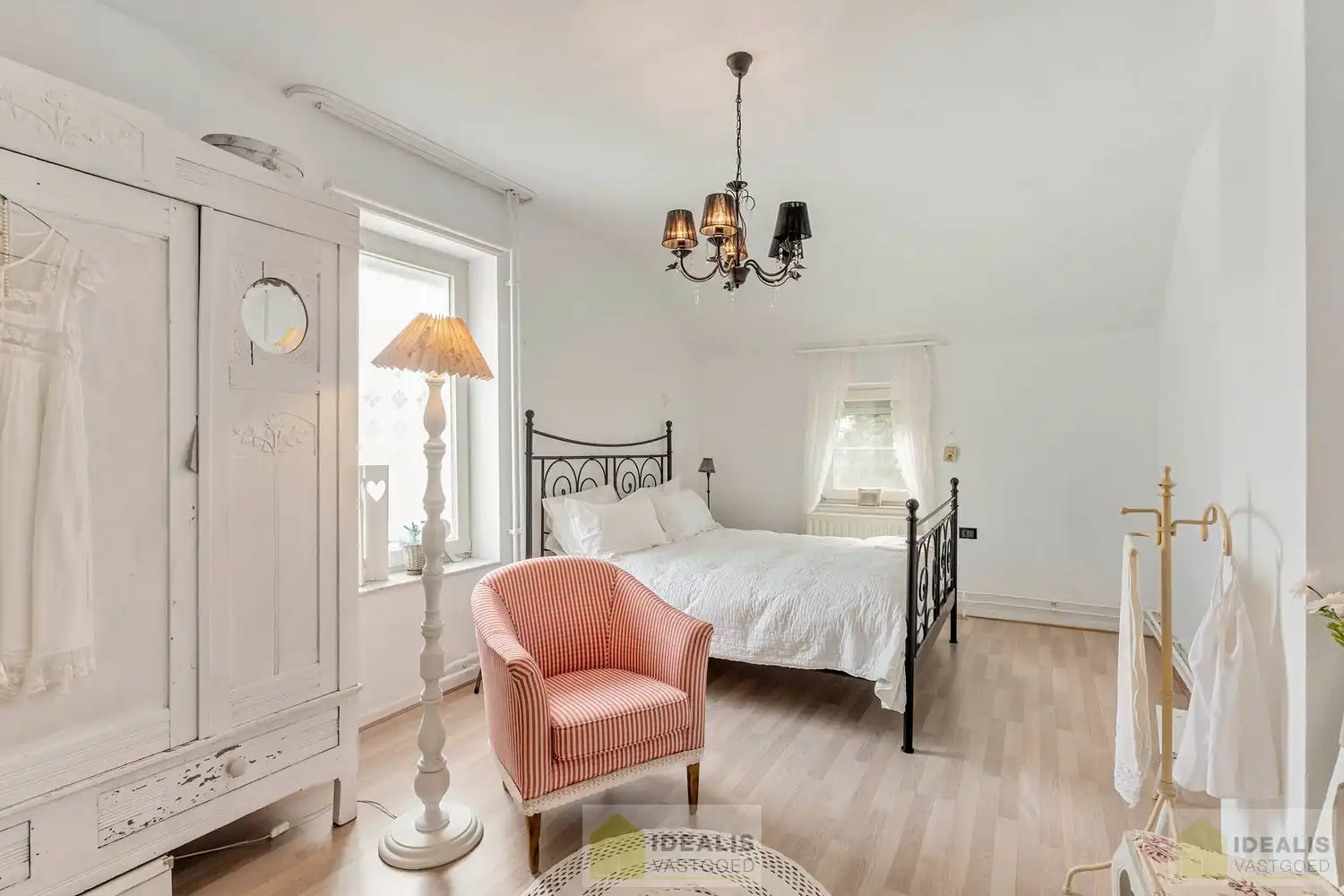 IDEALIS VASTGOED –//INVESTERING – LEVENSLANGE HUUR// foto 27