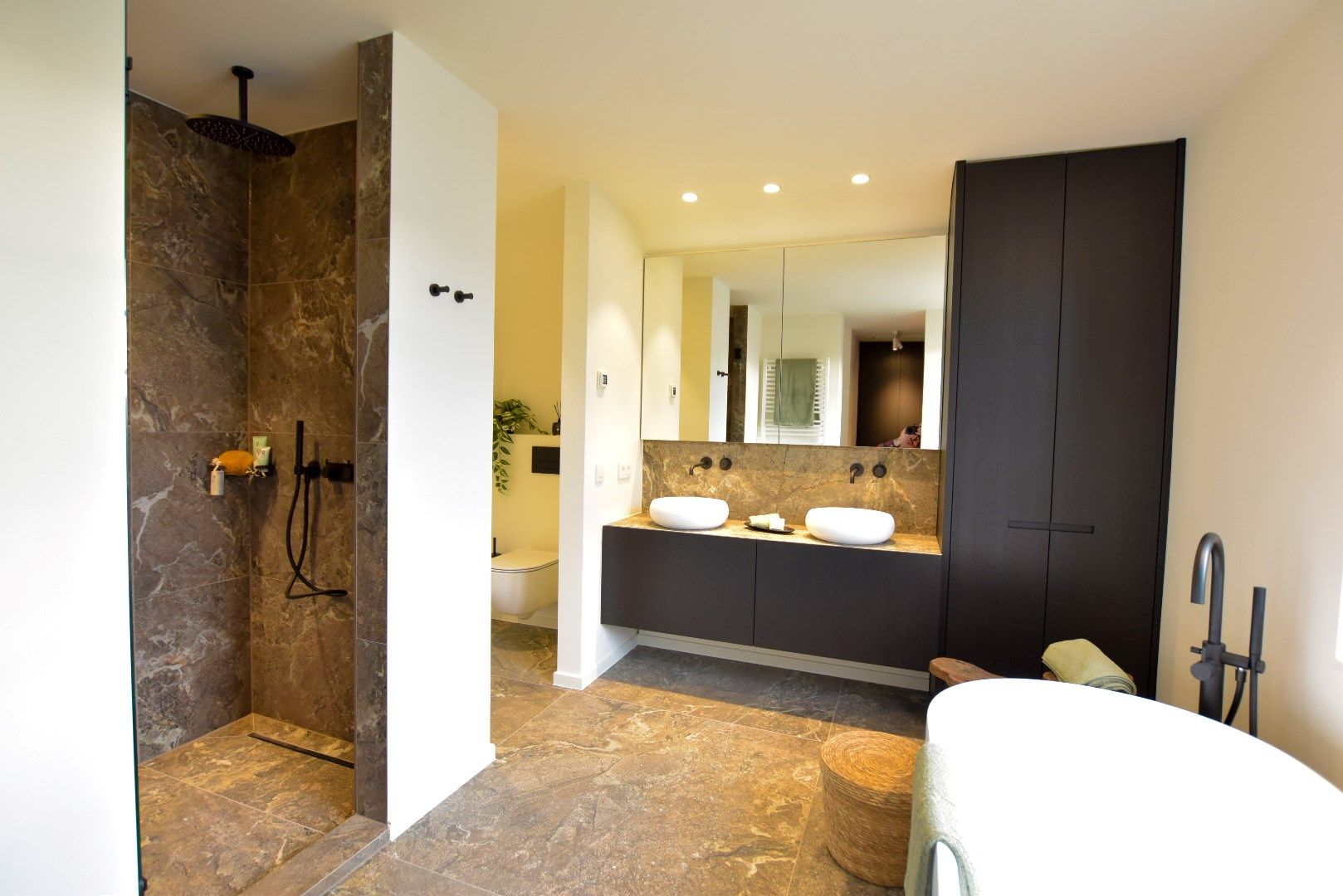 Compleet gerenoveerde villa aan de rand van het Zoute. foto 12
