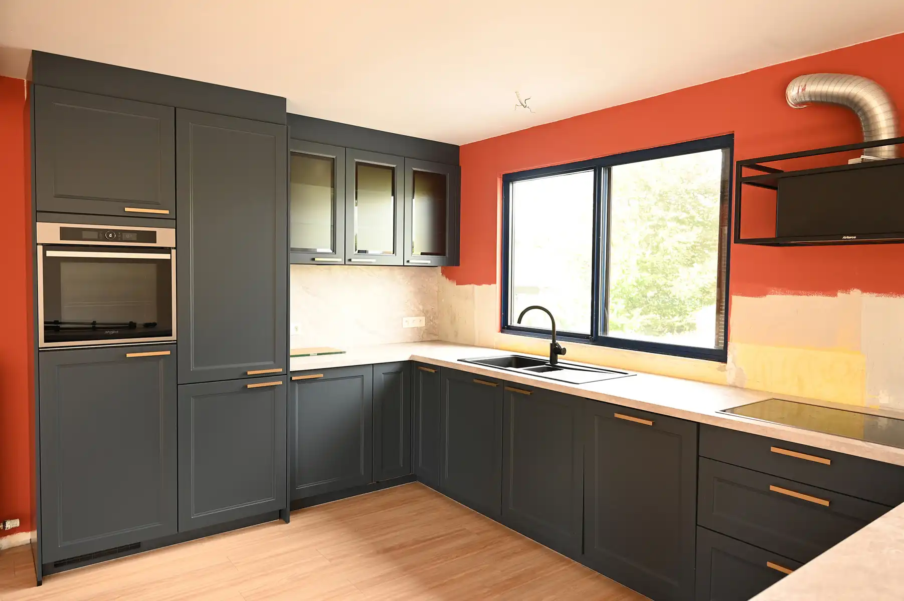 Commercieel gelijkvloers met woonst foto 18