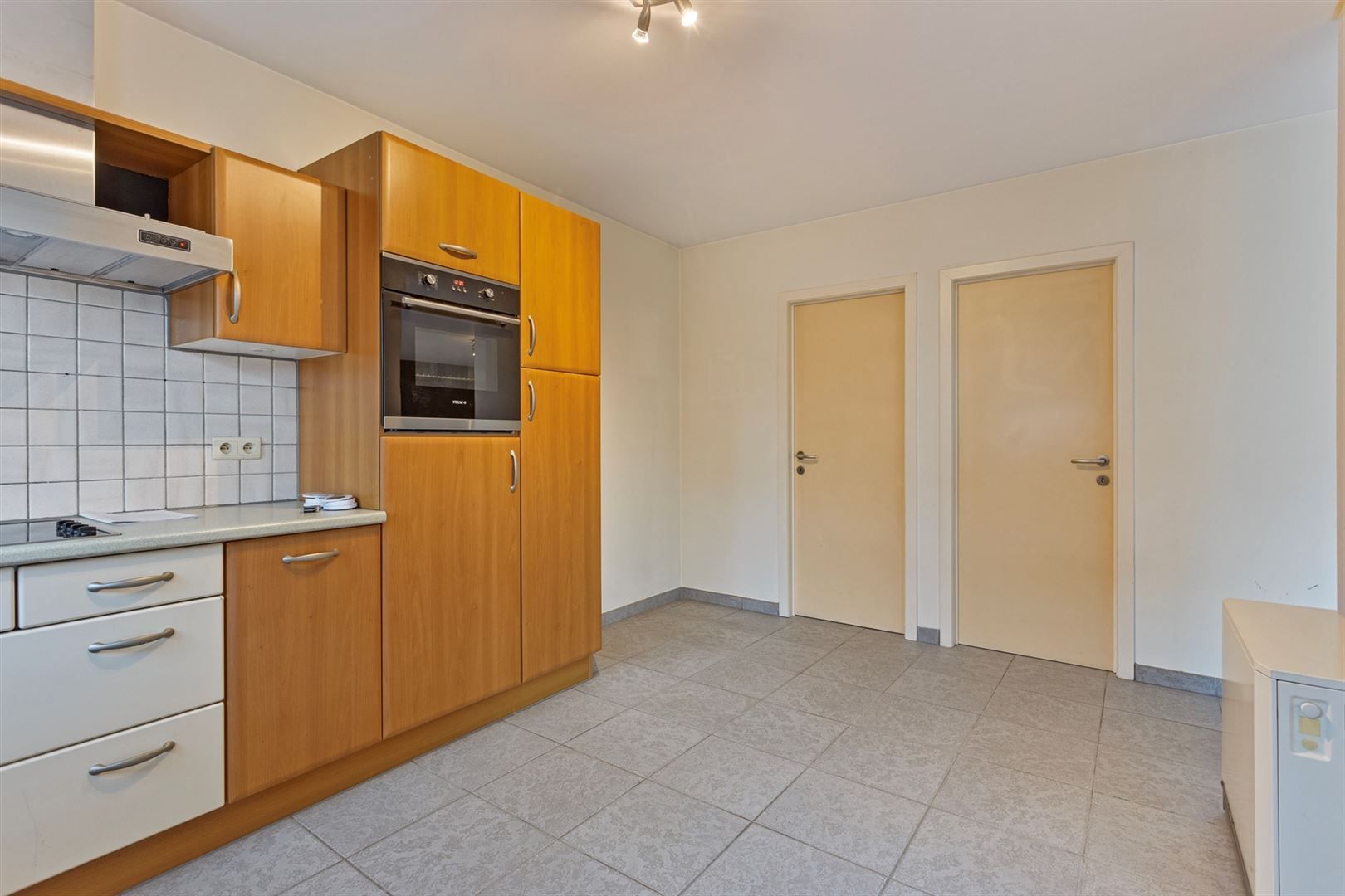 ZEER ruime woonst met 3 slaapkamers (169 m²) en zolder foto 8