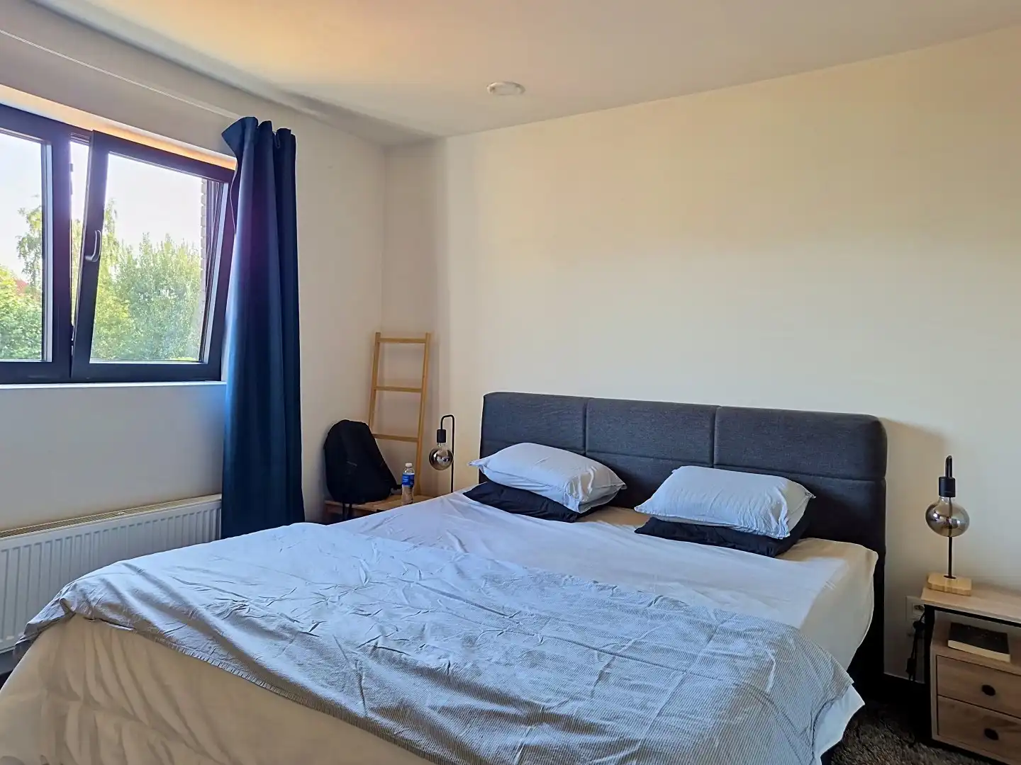 Modern appartement met 2 slaapkamer, terras en garage in Ursel foto 6