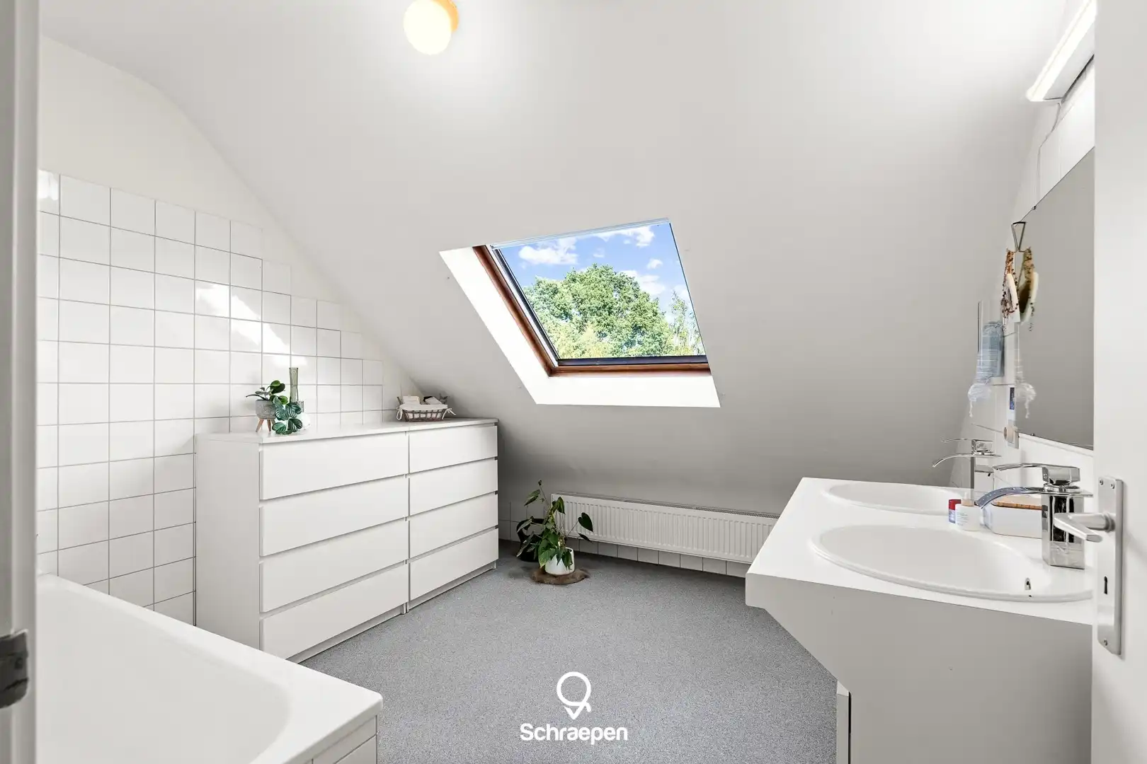 Lichtrijk instapklaar appartement (EPC-label B) en 2 slpks op centrale ligging te Zonhoven! foto 12
