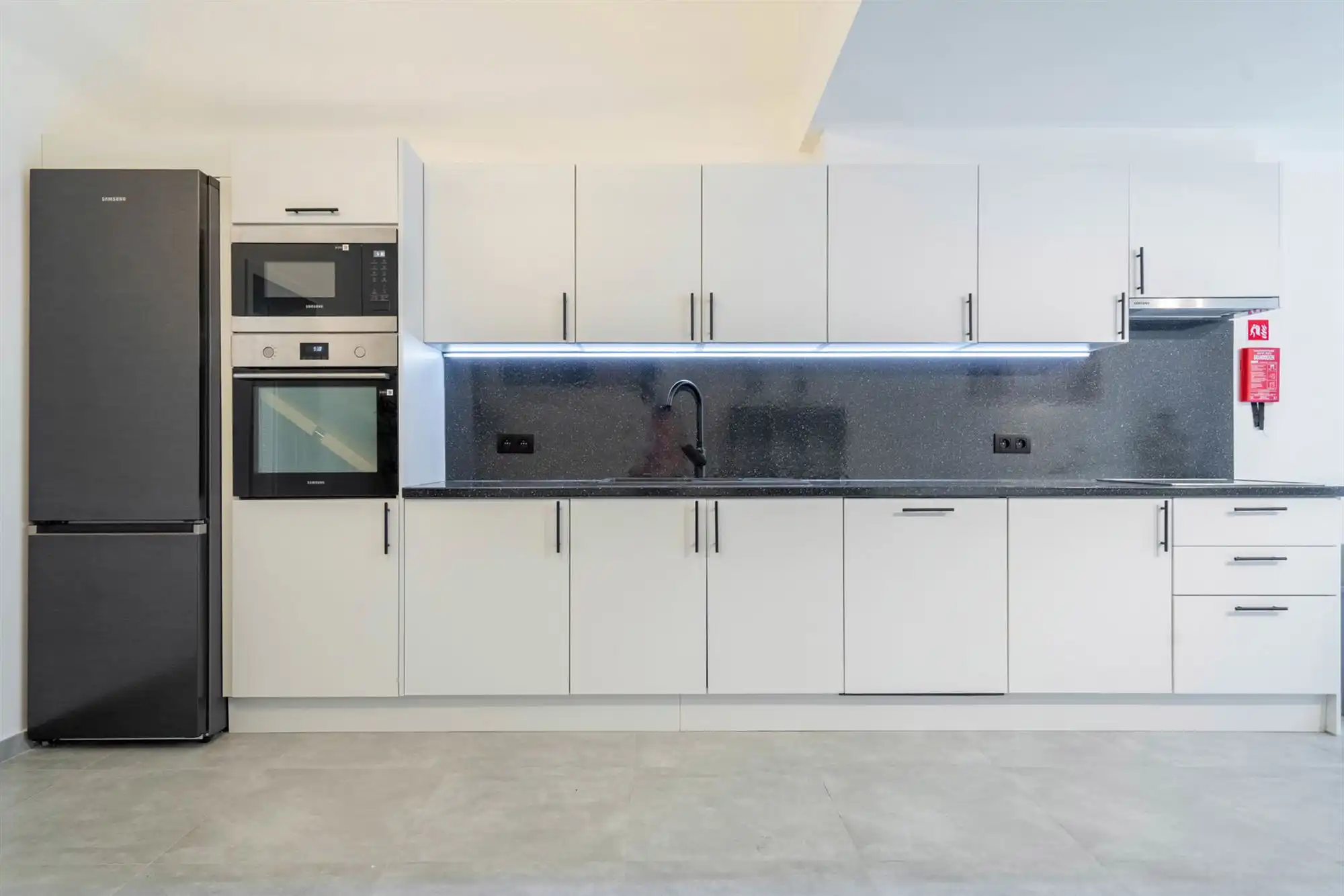 Gemeubelde studentenkamer in Mechelen te huur! foto 22