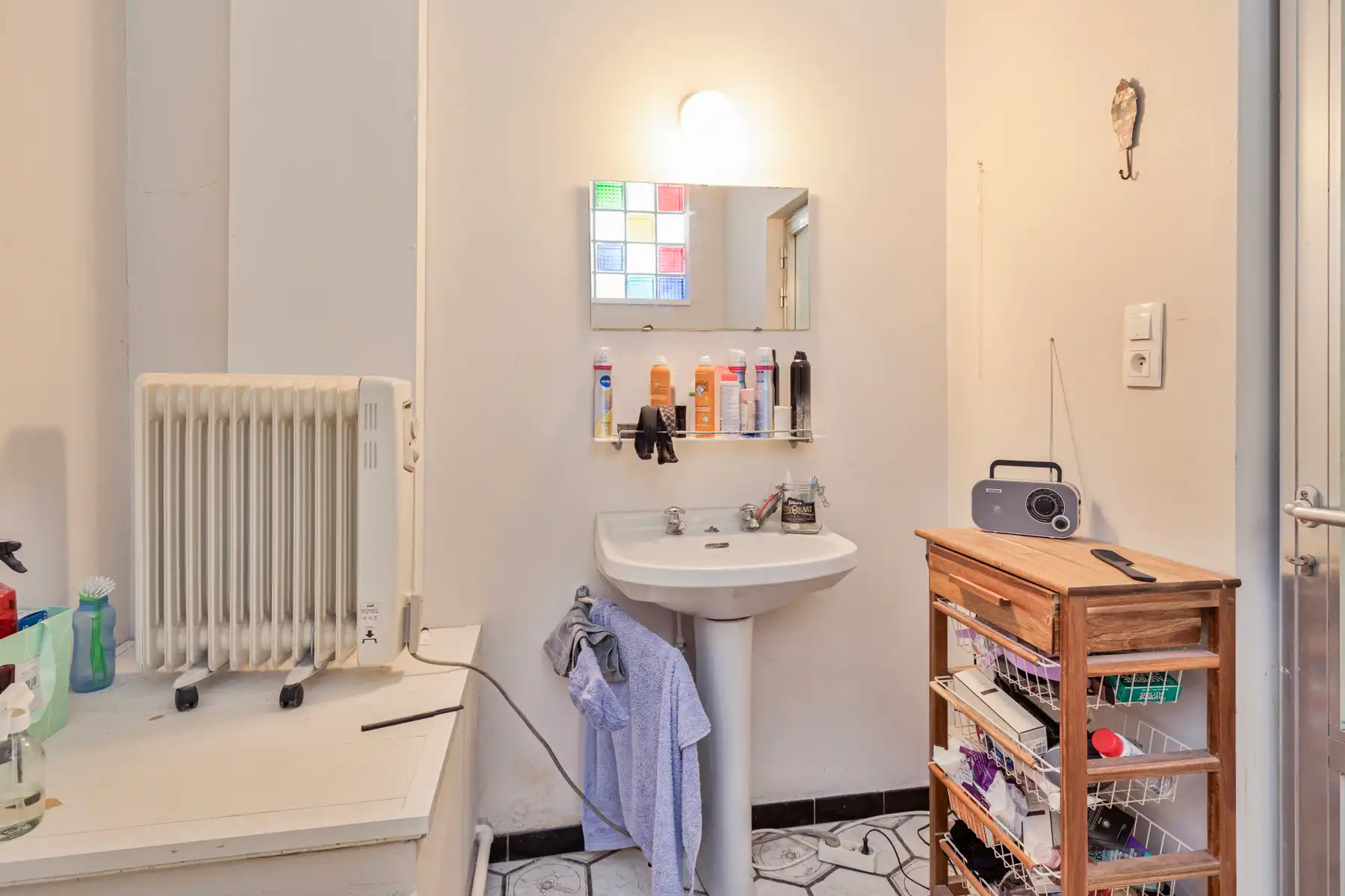 Te renoveren woning met garage vlakbij dorpshart van Opdorp foto 12
