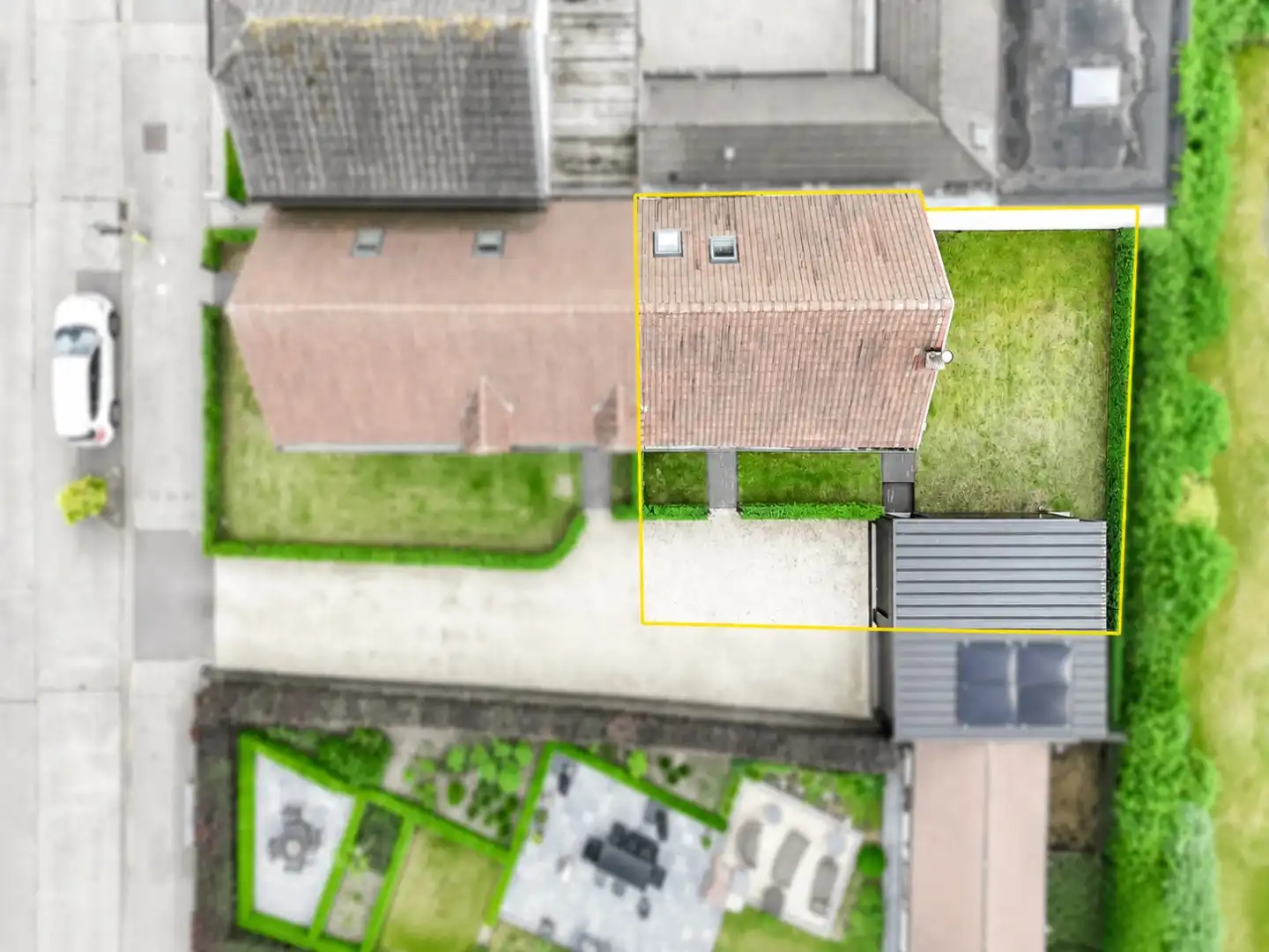 Woning met renovatiepotentieel! foto 20