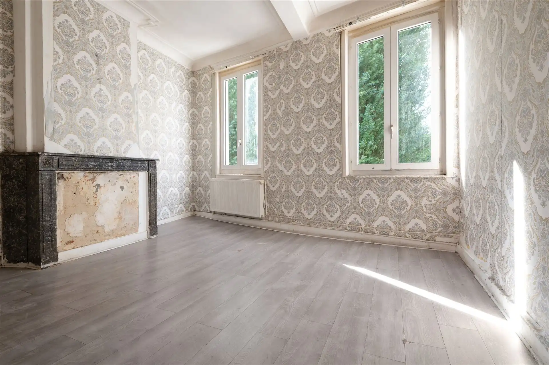 Renovatiepand met mogelijkheid tot 5 slpks op topligging! foto 6