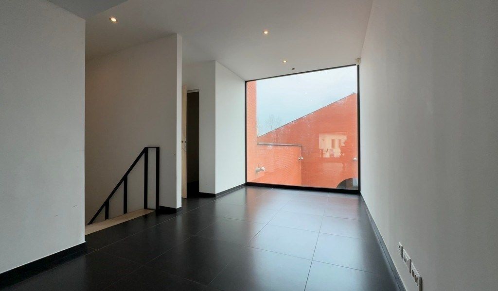 Handelspand met ruime garage te koop in Melle foto 16