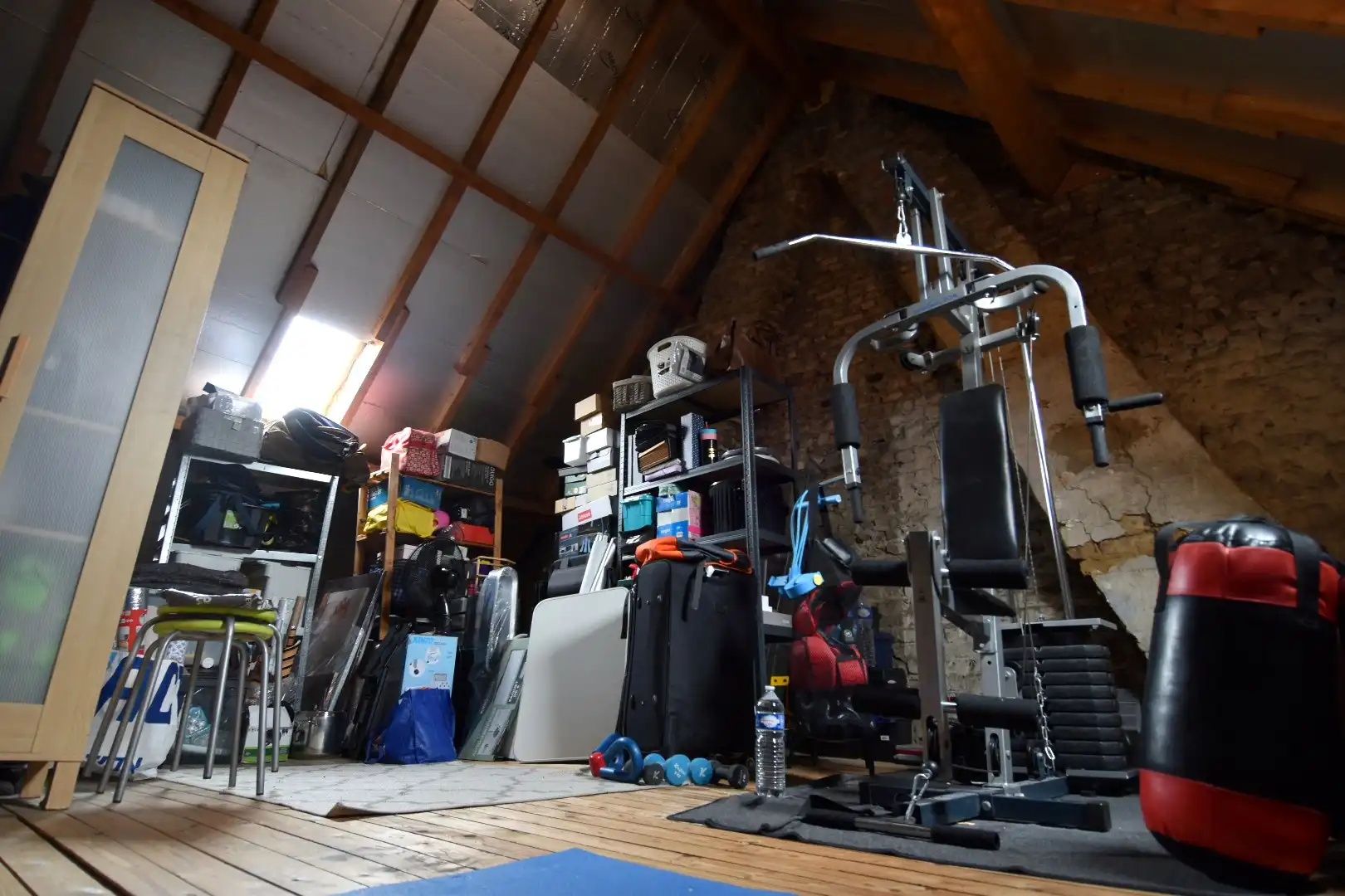 Te renoveren woning met 2 slaapkamers (4 mogelijk!) en tuin te Marke foto 10