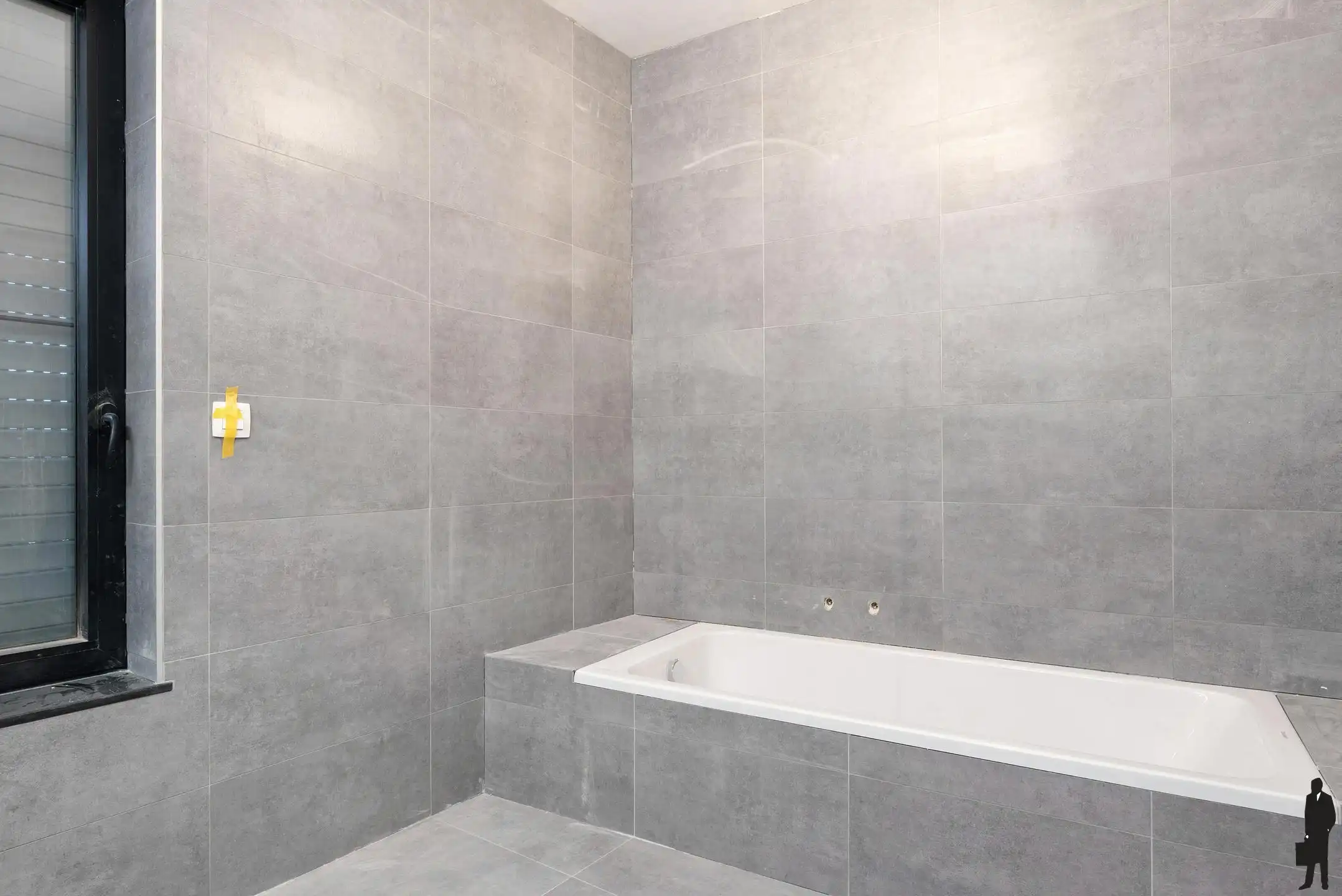 Instapklare nieuwbouw halfopen bebouwing met tuin en garage foto 11