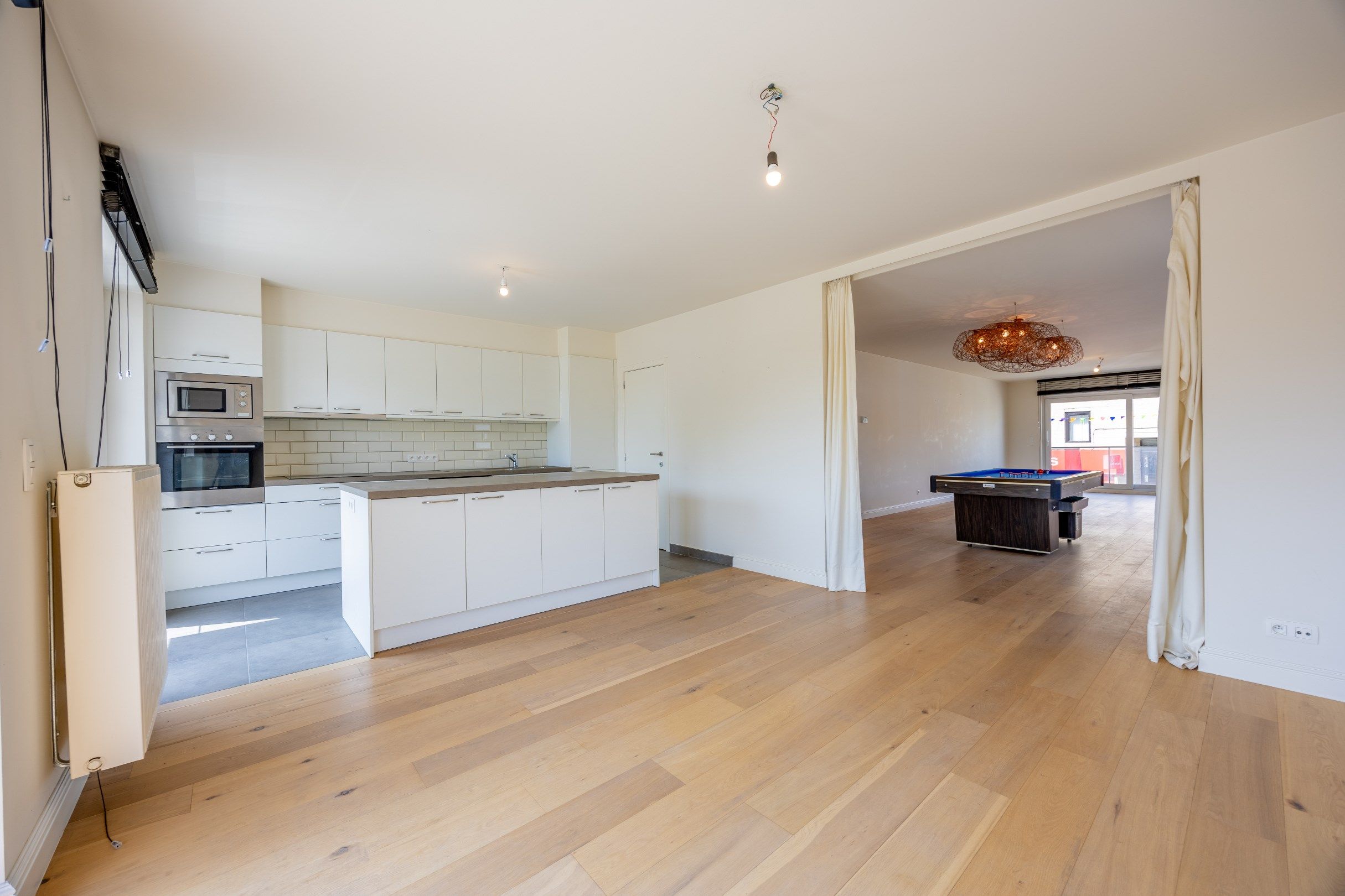 UITZONDERLIJK APPARTEMENT MET AUTOSTAANPLAATS  foto 5