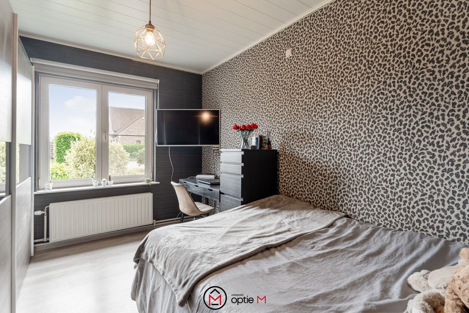 Gerenoveerde woning in rustige buurt foto 12