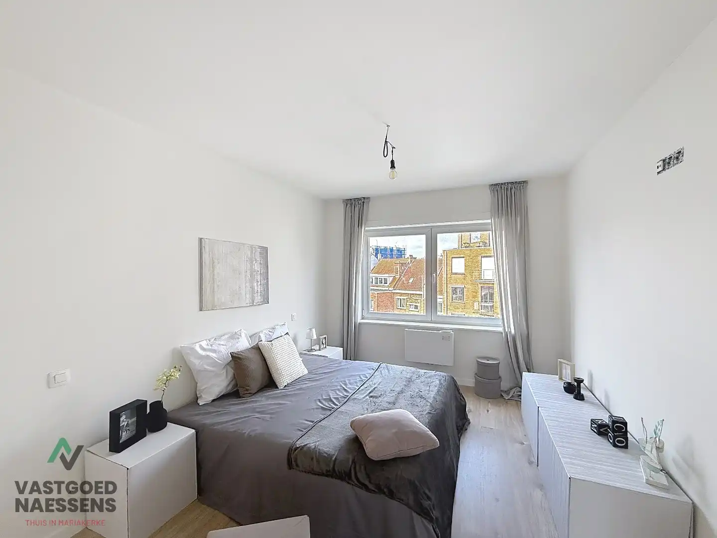 STIJLVOL GERENOVEERD 2 SLPK APP IN RUSTIGE WOONWIJK foto 4