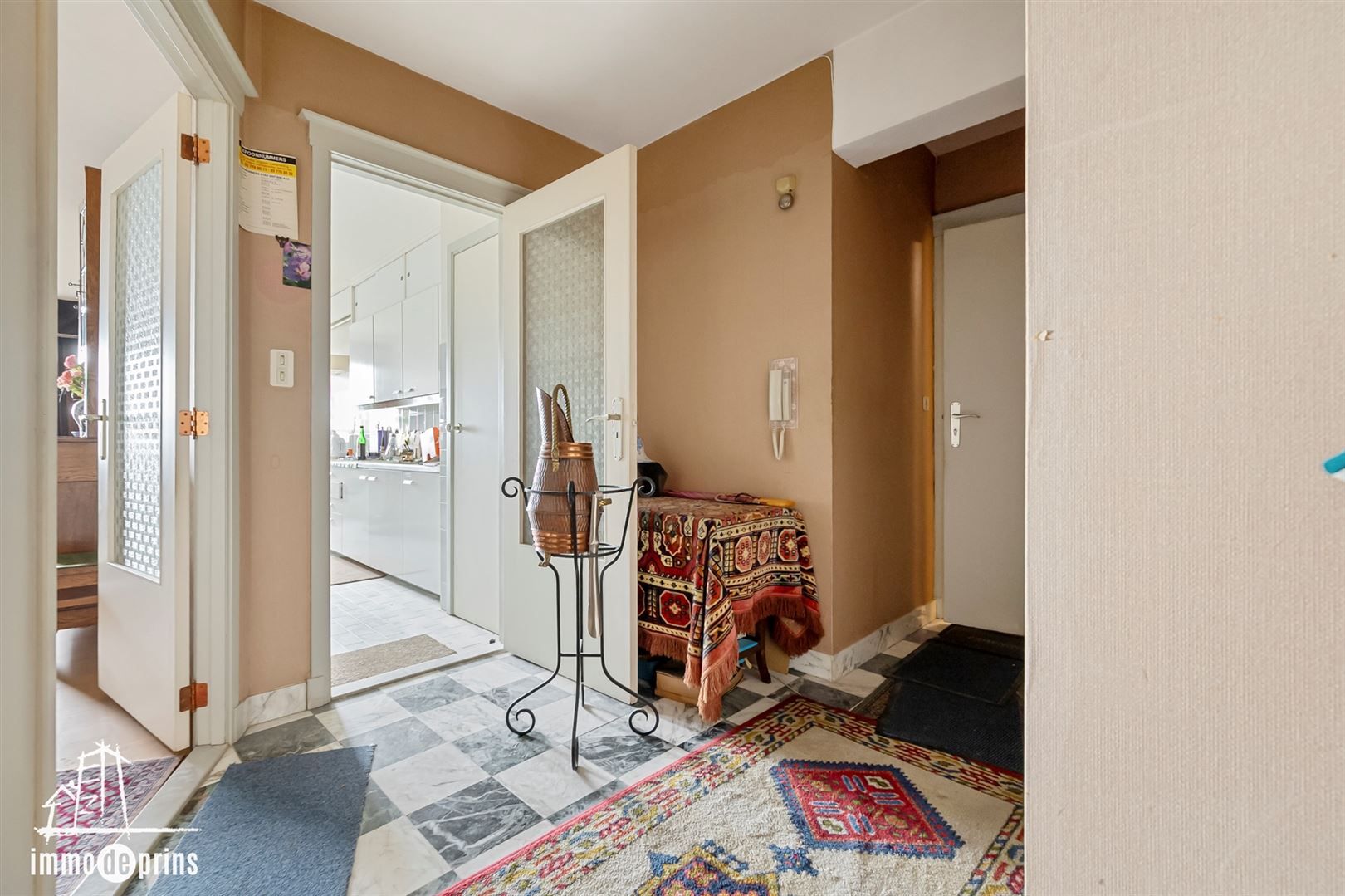 Ruim appartemement met 2 terrassen foto 10