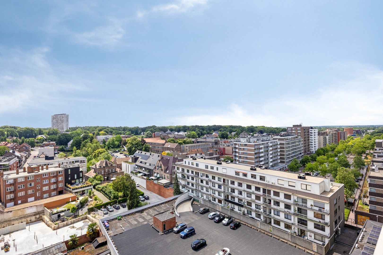 Sint-Martinusplein 9A bus 91, 3600 Genk foto 14