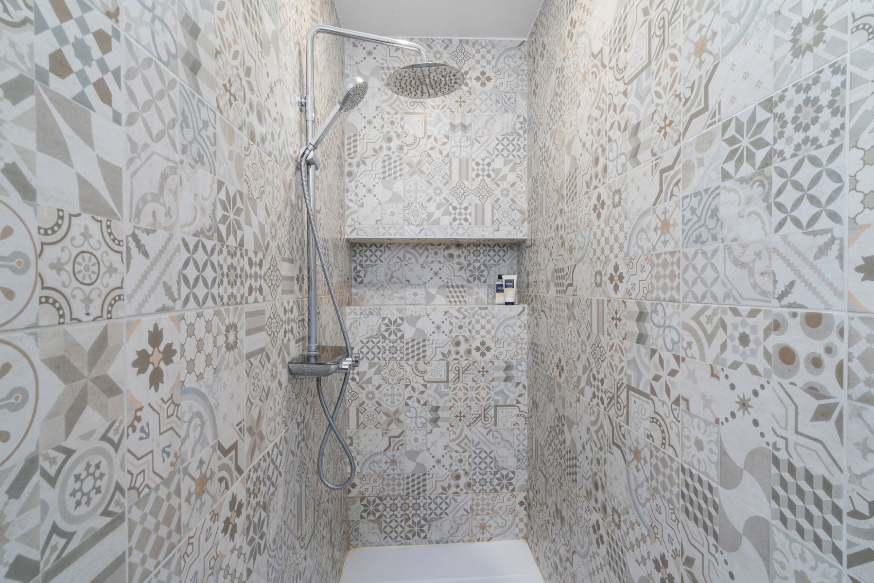 Volledig gerenoveerde rijwoning met stadstuin in Aalst foto 16