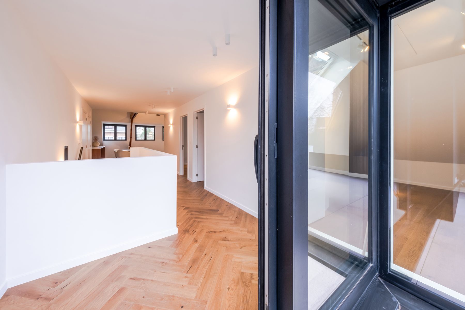 Gerenoveerde penthouse met 3 slpks en terras foto 8