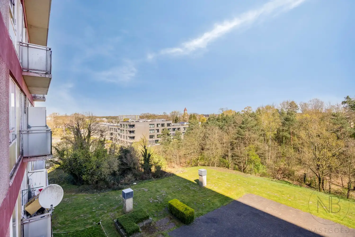 ZONNEWEELDE GENK 2 slaapkamer appartement met extra berging en garage foto 16