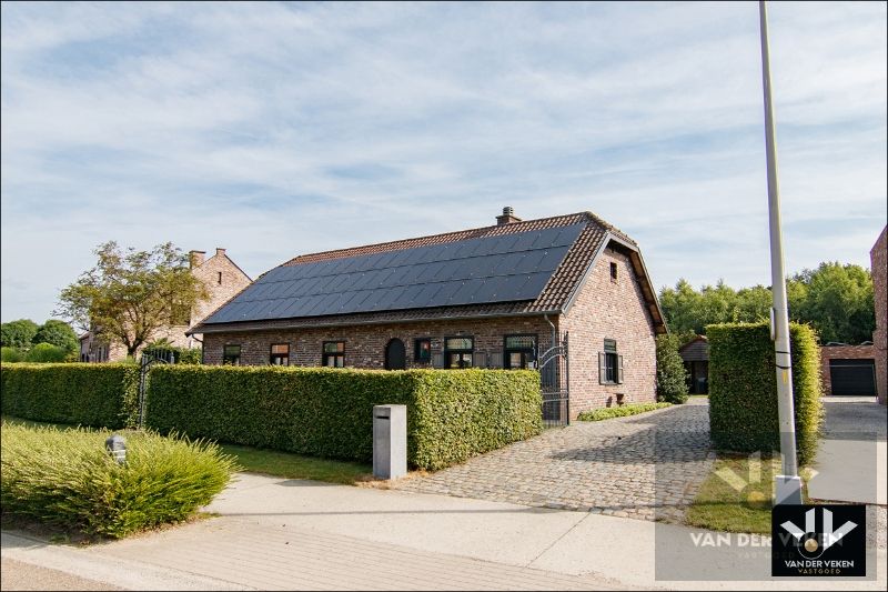 ()=>{if(producerUpdateValueVersion(node),producerAccessed(node),node.value===ERRORED)throw node.error;return node.value} Kraaibergstraat 35 - 3560 Lummen