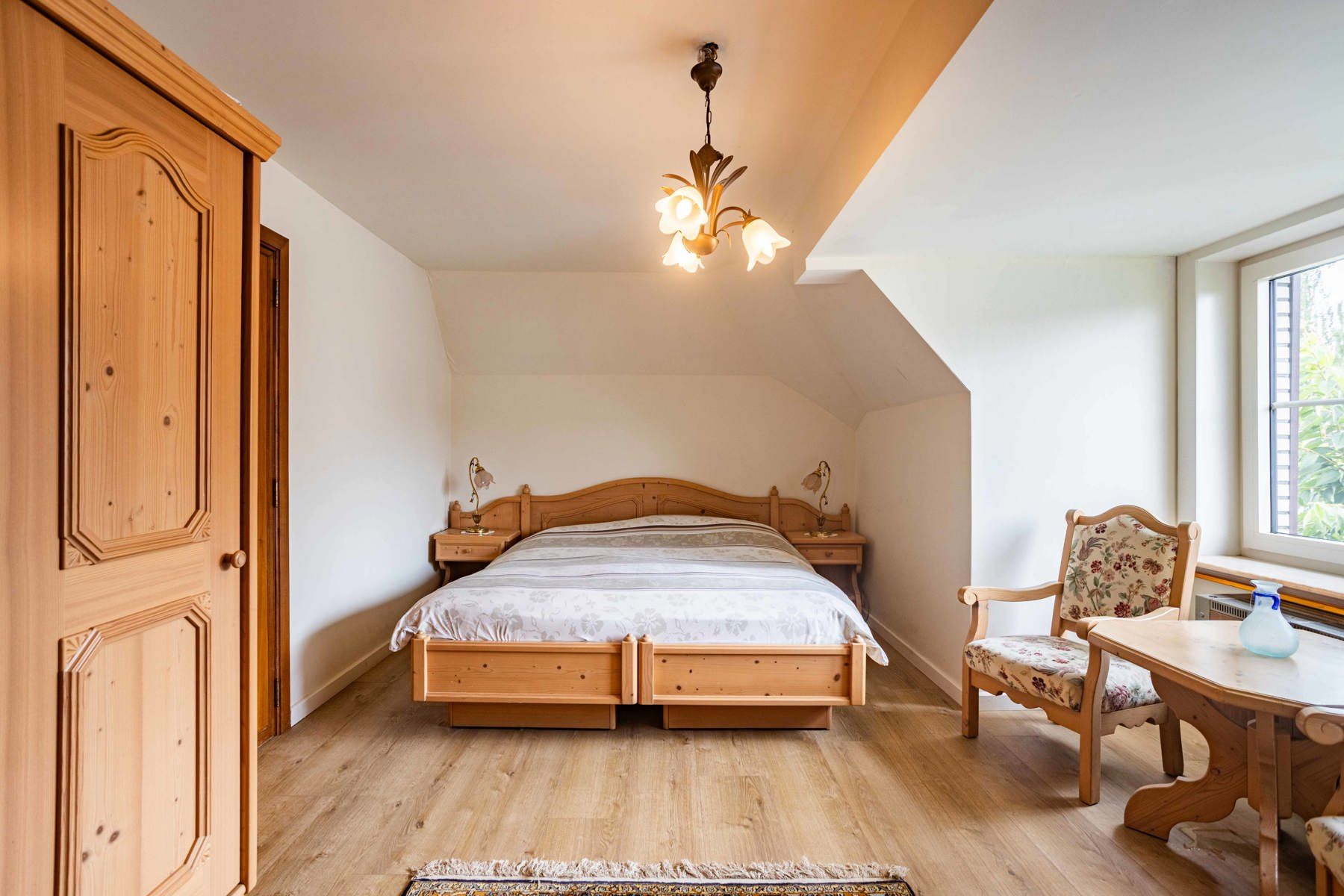 Aangename woning met 4slpk, tuin + garage  foto 12