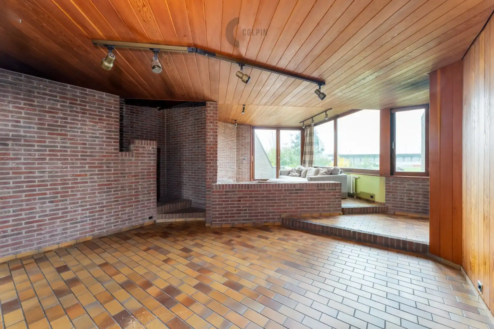 Charmante bel-étage woning nabij strand en park van Heist & Duinbergen – met renovatiepotentieel en zonnige tuin. foto 4