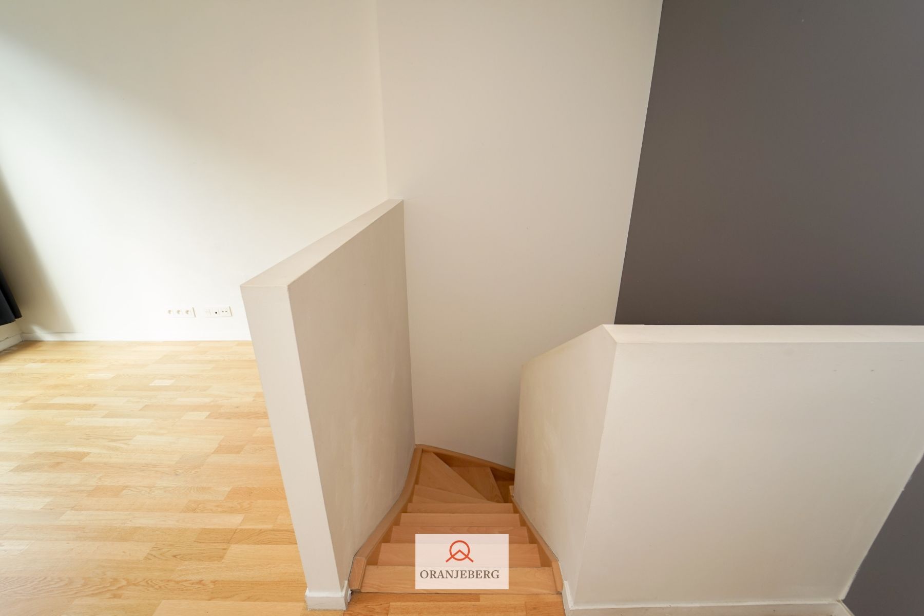 Duplex appartement met 2 terrassen vlakbij Kouter foto 24