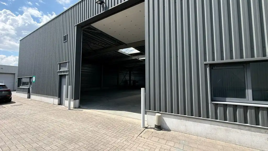 Recente opslagruimte te huur in Malle foto 2