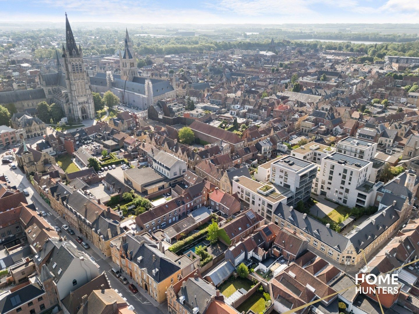Luxueus appartement met zonnig terras in het hart van het historische stadscentrum van Ieper foto 16