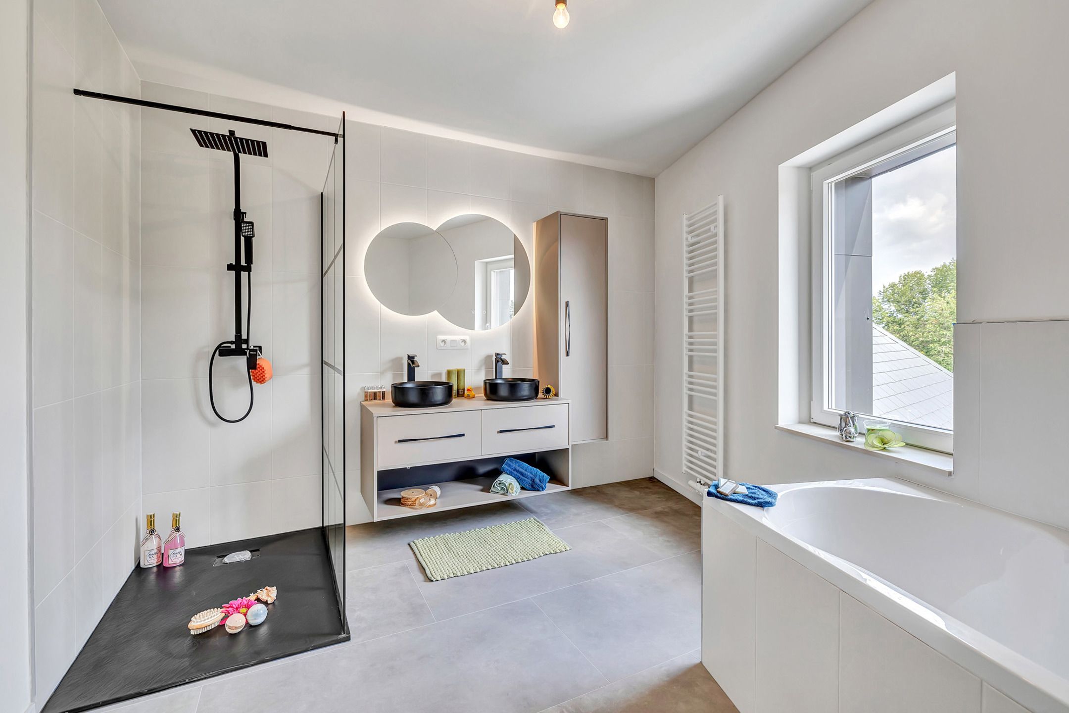 Ruime, energetische totaalrenovatie met ruime tuin en garage foto 13