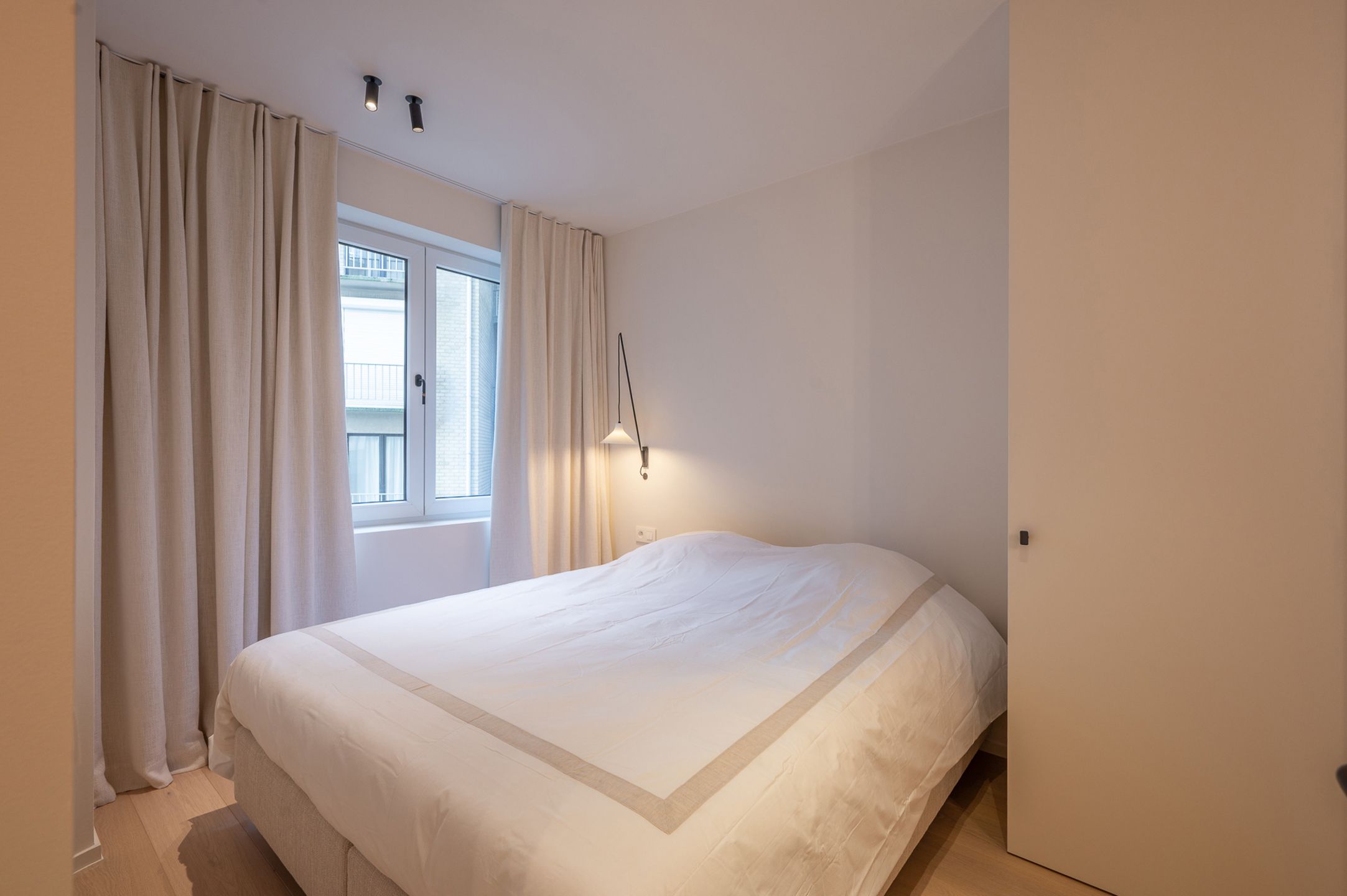 Stijlvol gerenoveerd appartement in het hart van het Zoute.. foto 16