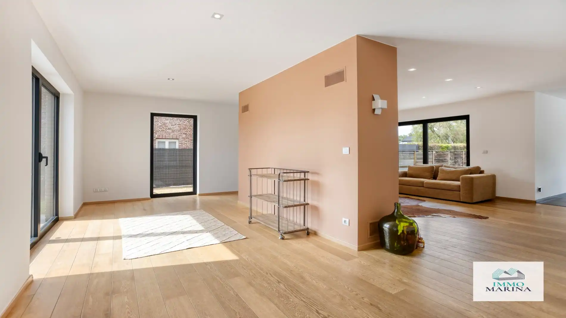 Ruime villa op 8,2a in doodlopende straat met 6 kmrs te Houtvenne foto 5