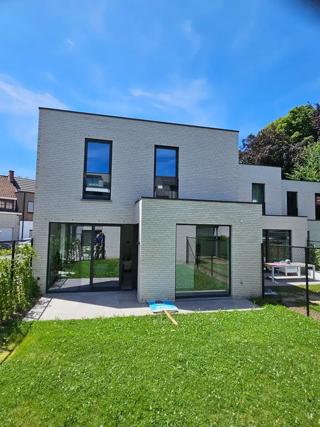 Instapklare nieuwbouwwoning in hartje Harelbeke - 6% btw! foto 2