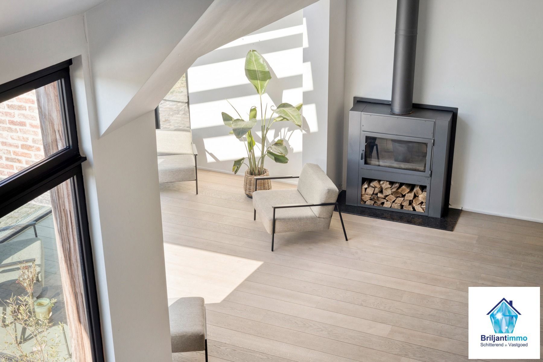 Luxe vastgoed te midden van het groen foto 7