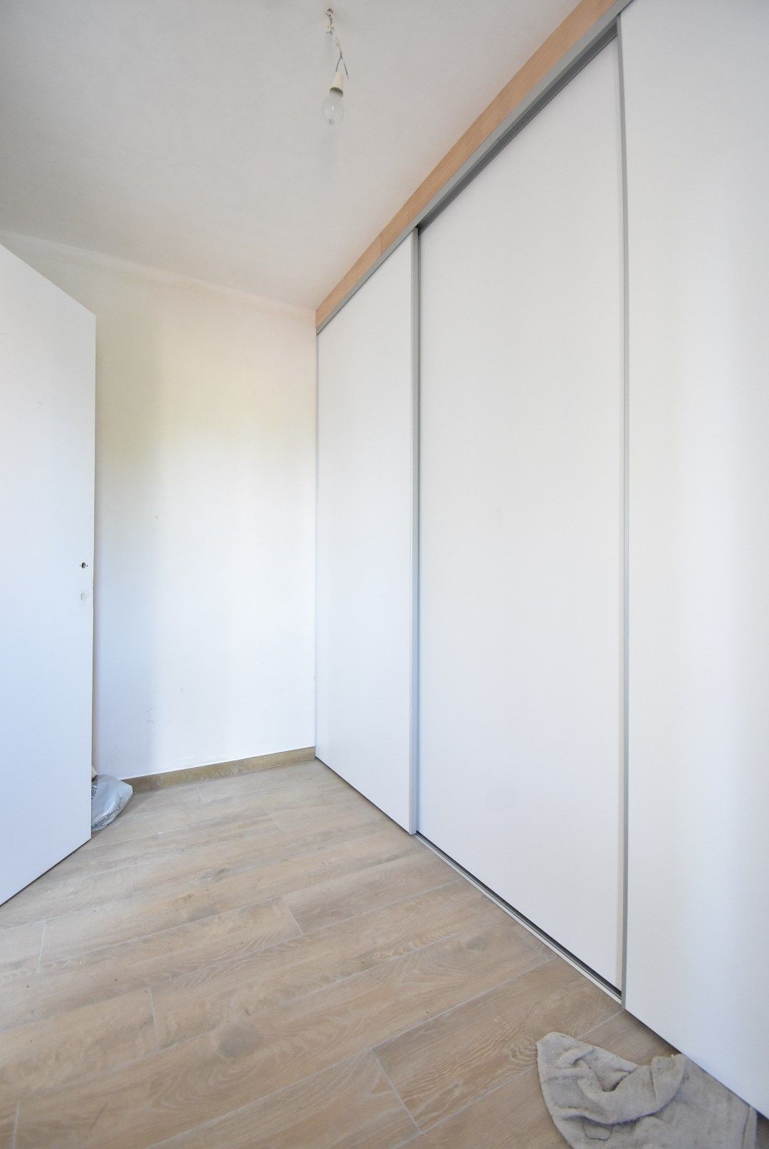 Knap gerenoveerde en energiezuinige bungalow met 3 slaapkamers te Nerem foto 3