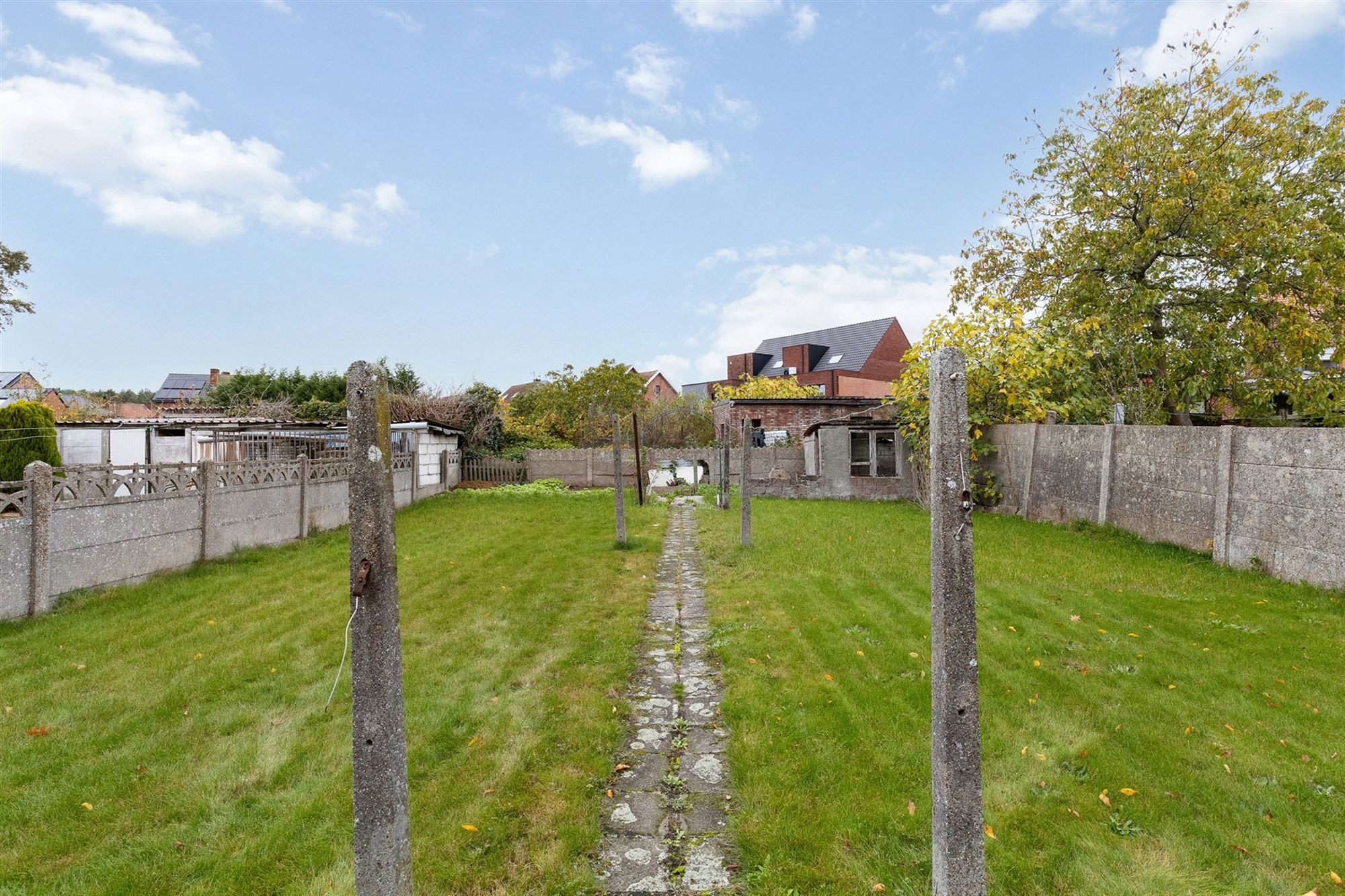 WONING MET VELE MOGELIJKHEDEN OP PERCEEL VAN 5A69CA TE BERINGEN foto 20
