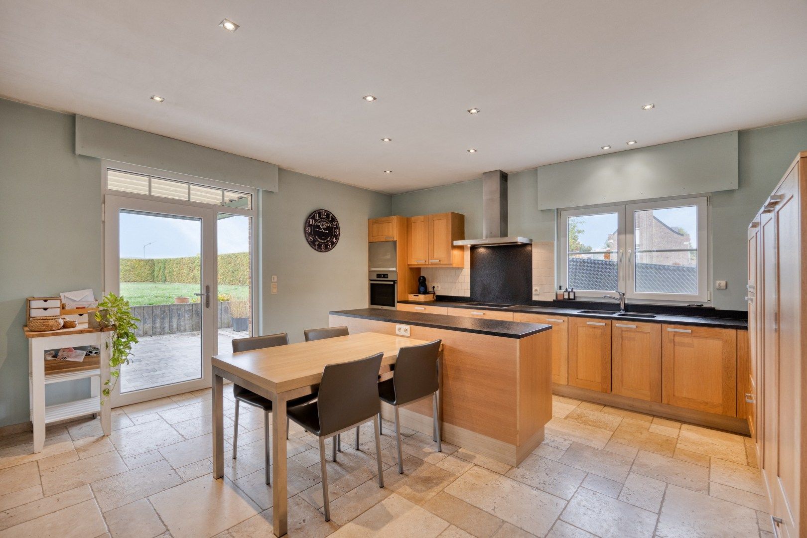  Open bebouwing met 4 ruime slaapkamers, bureau en 2 garages, tuin en terras in Bertem – EPC 133 kWh/m² foto 15