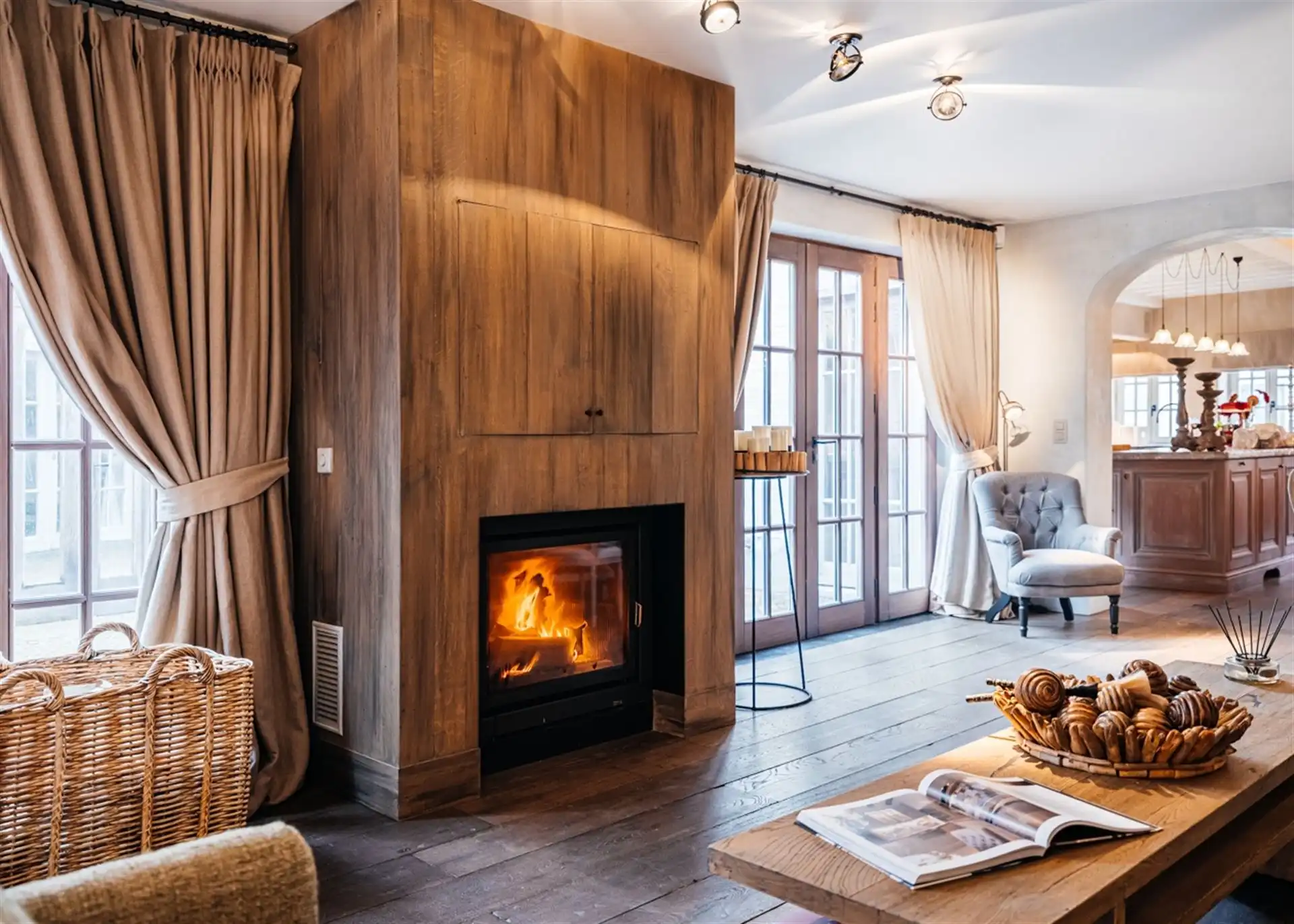 Charmante, hoogwaardig afgewerkte woning in een woonwijk. foto 13