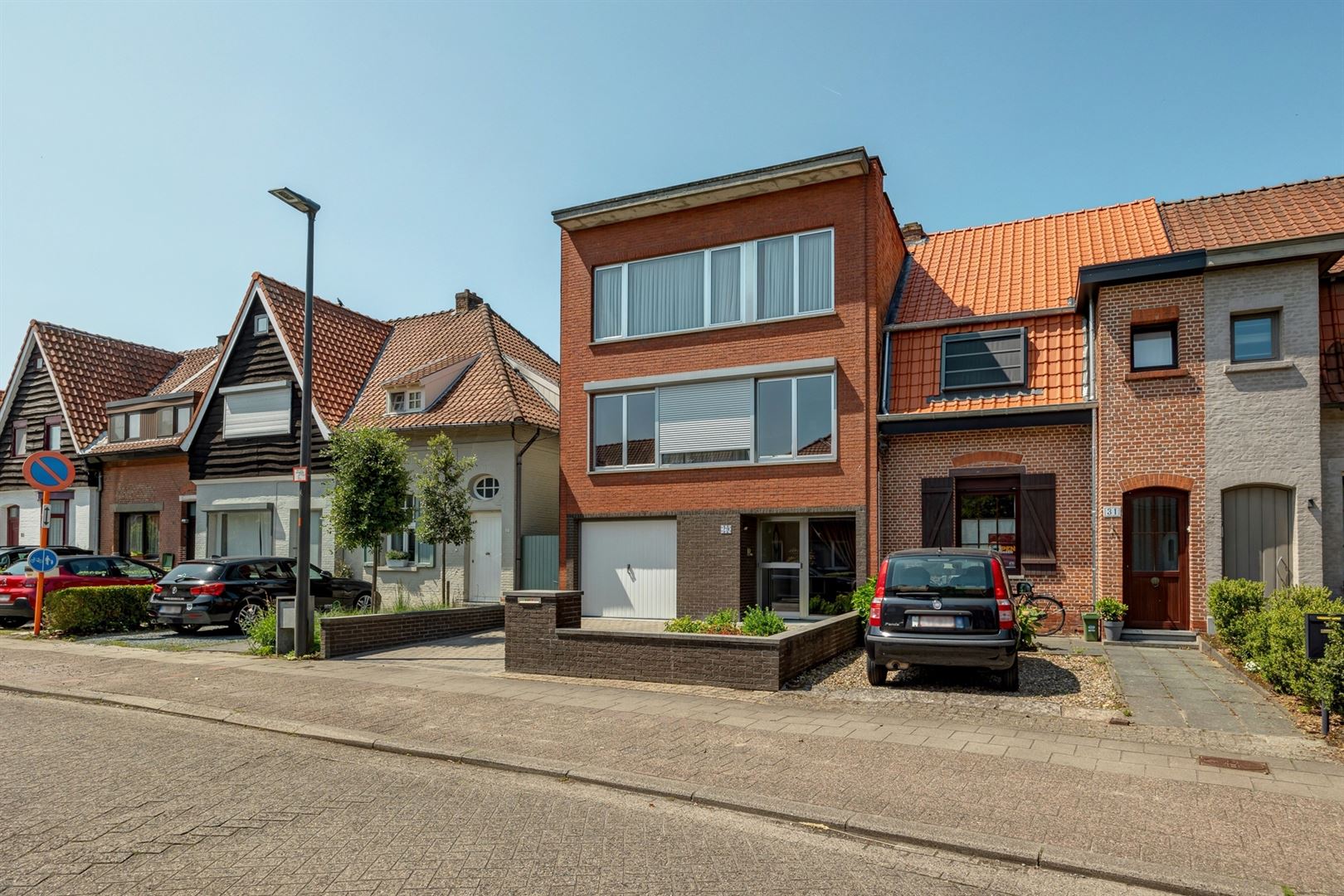 Praktische gezinswoning met tuinzicht in hartje Mortsel foto 2